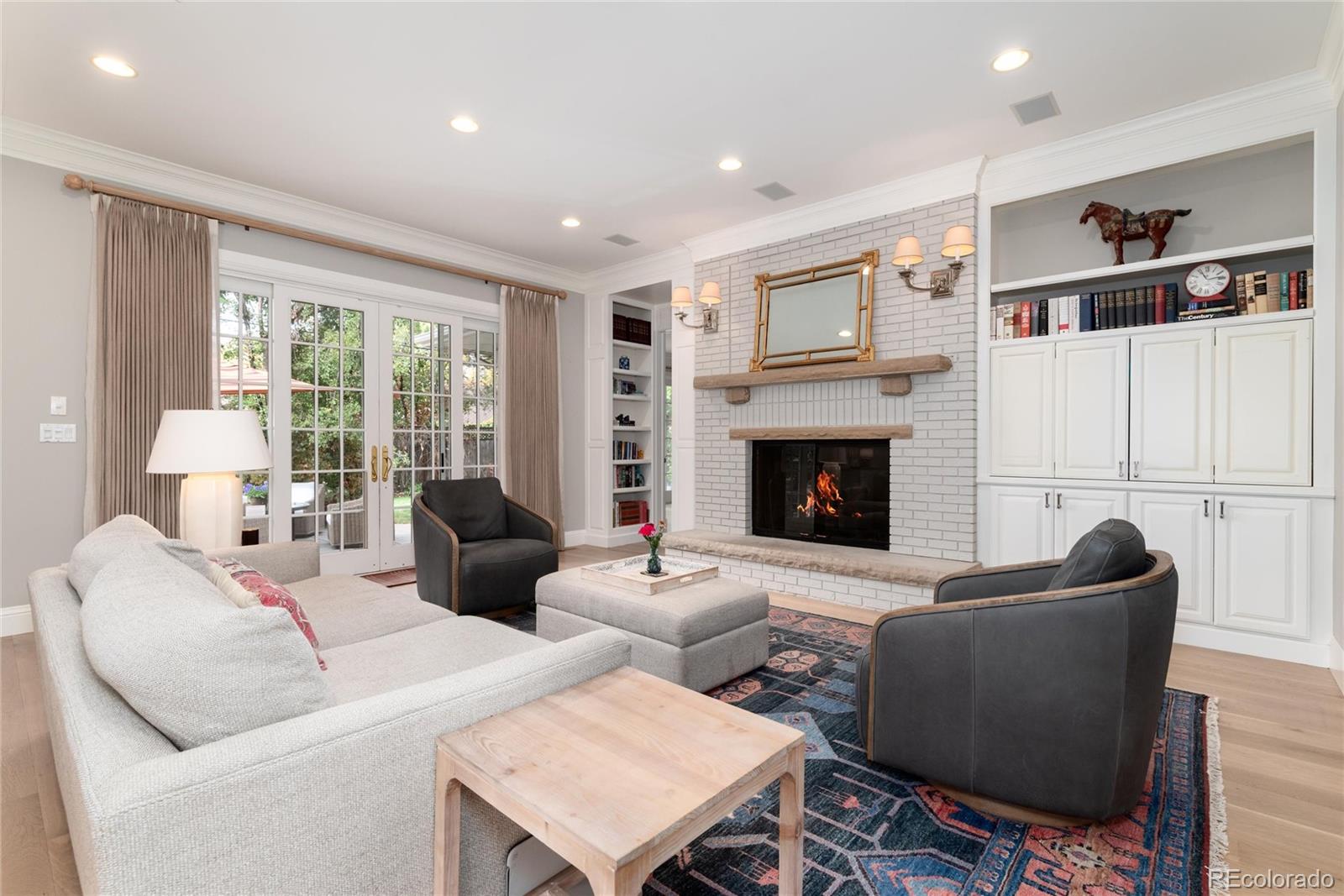 MLS Image #14 for 141  elm street,denver, Colorado