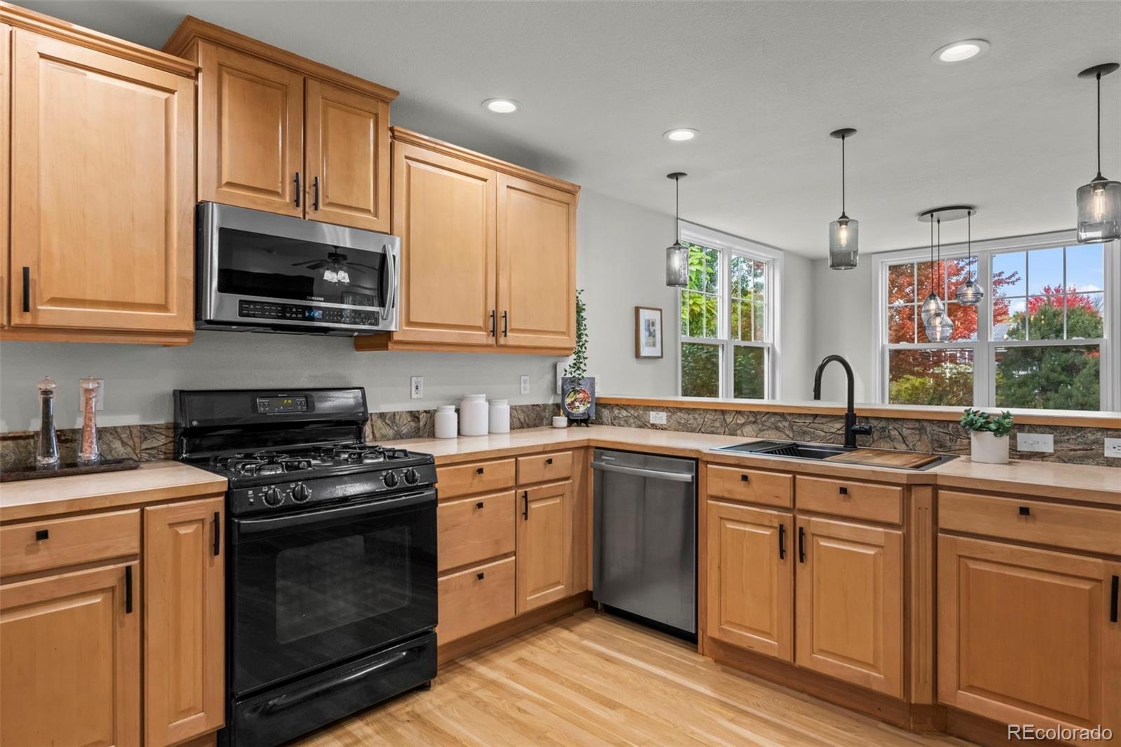 MLS Image #13 for 1305  greening avenue,erie, Colorado