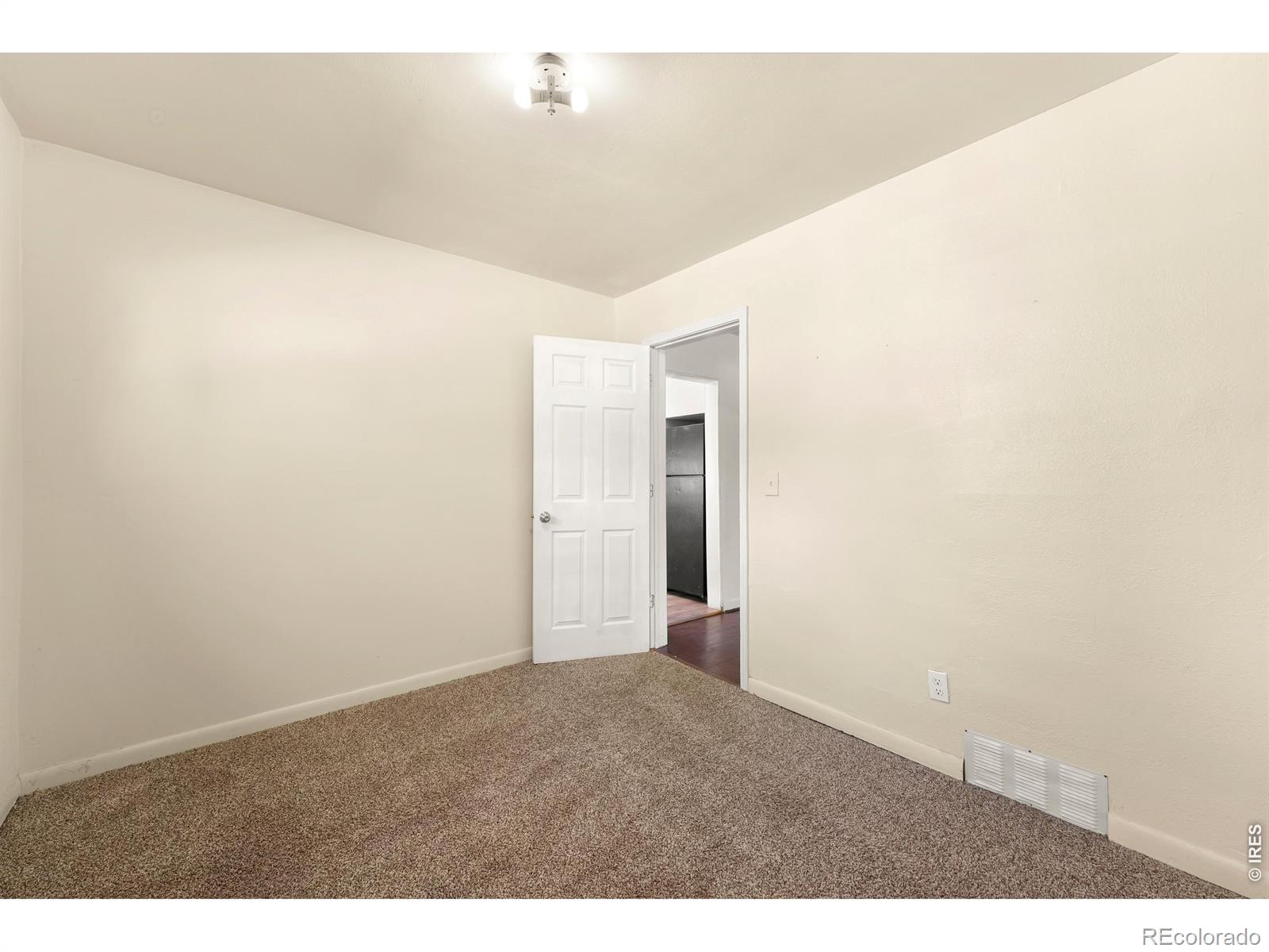 MLS Image #13 for 422 n grant avenue,fort collins, Colorado