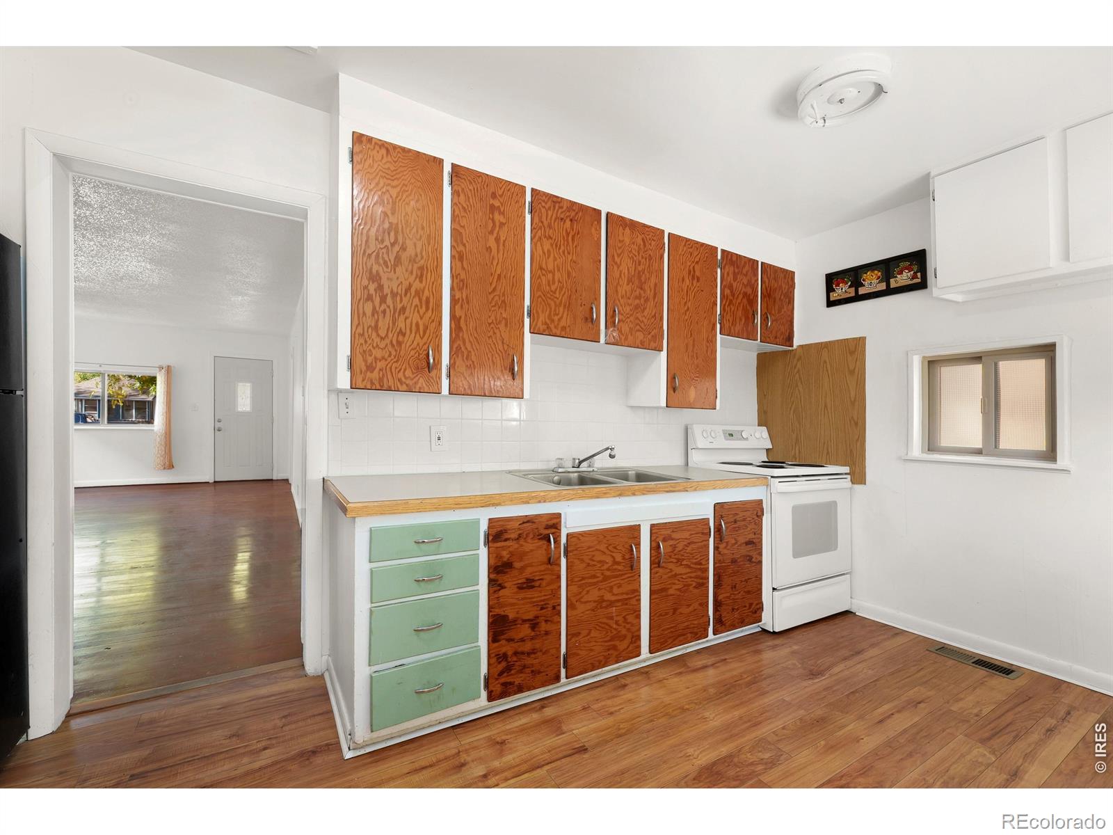 MLS Image #7 for 422 n grant avenue,fort collins, Colorado