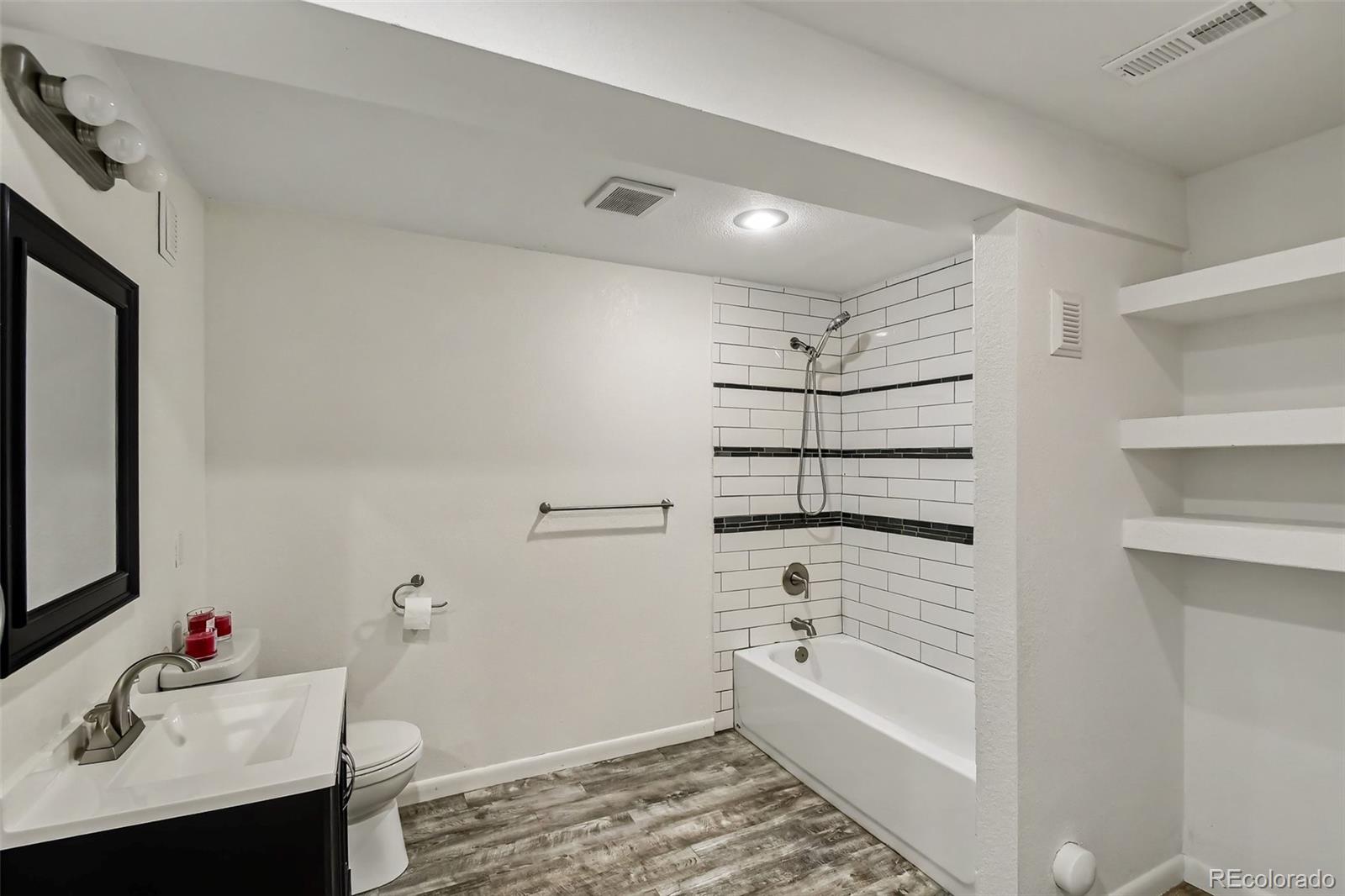 MLS Image #28 for 125  falcon circle,mead, Colorado