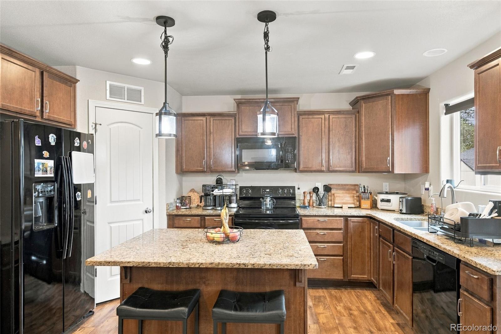 MLS Image #7 for 4077  creek legend view,colorado springs, Colorado