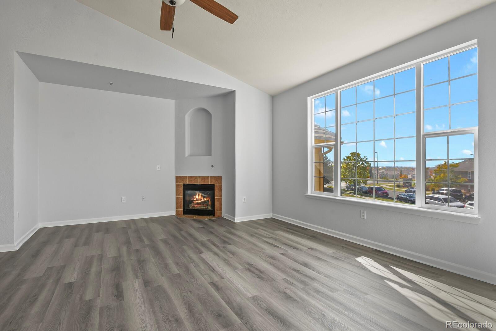 MLS Image #2 for 5694 n gibralter way 208,aurora, Colorado