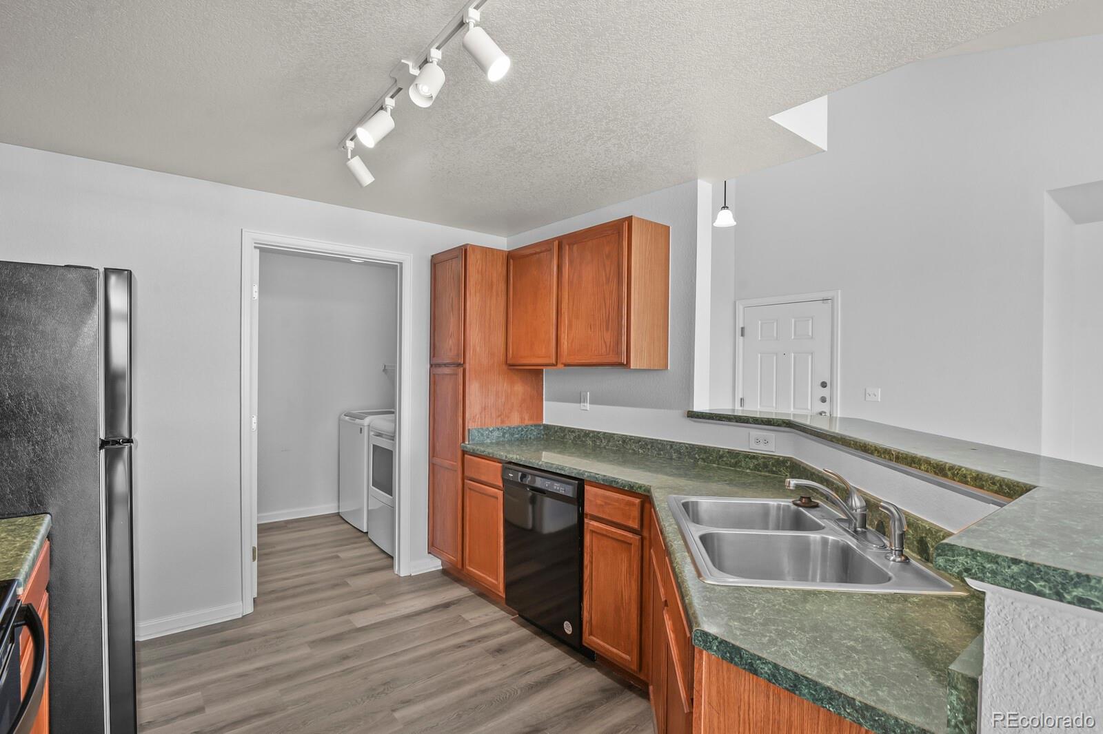 MLS Image #3 for 5694 n gibralter way 208,aurora, Colorado