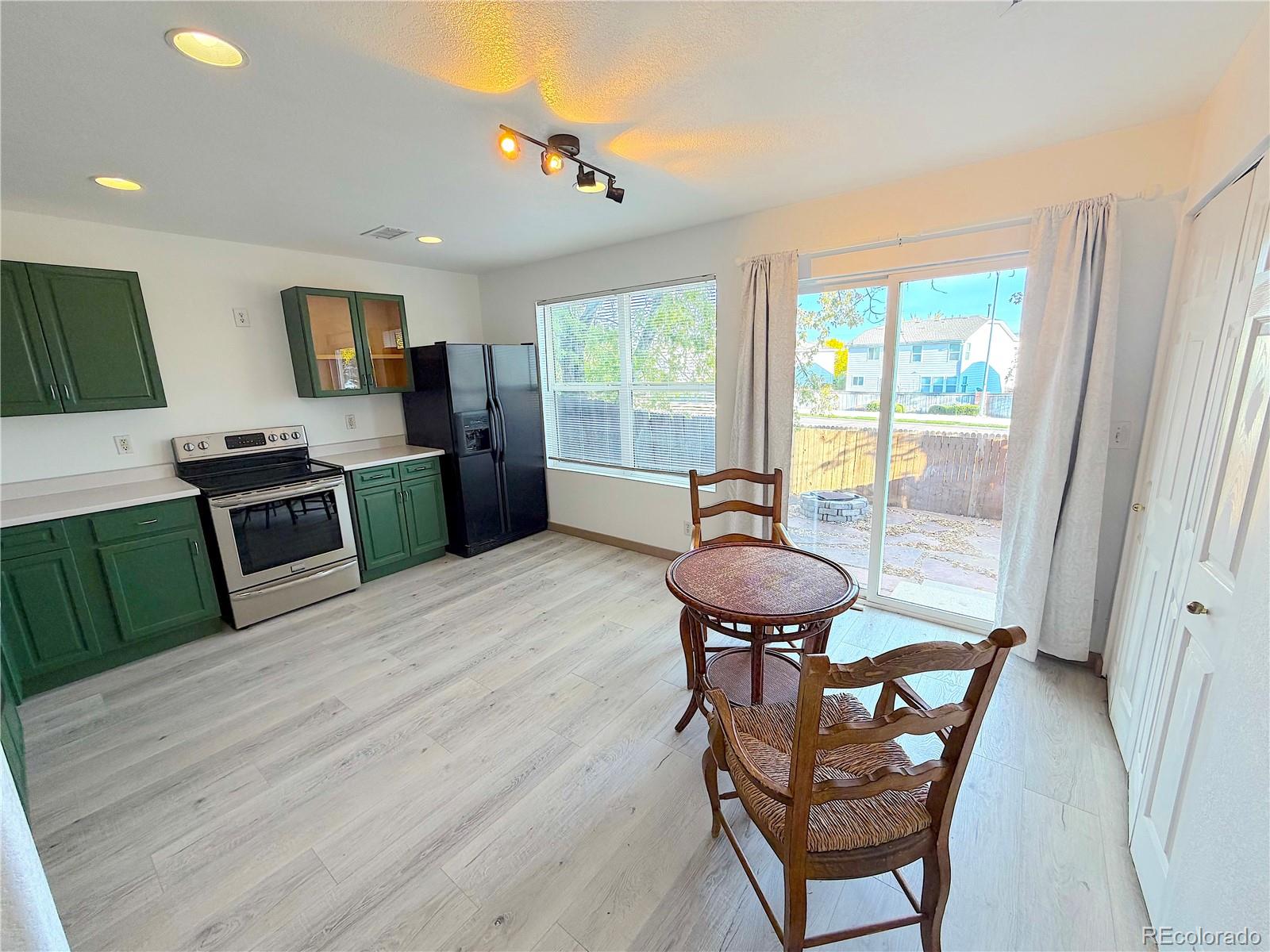 MLS Image #8 for 9276  welby road,thornton, Colorado