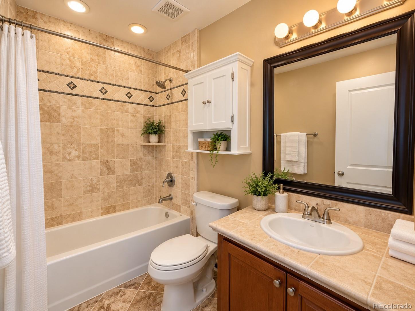 MLS Image #20 for 18668 e vassar drive,aurora, Colorado