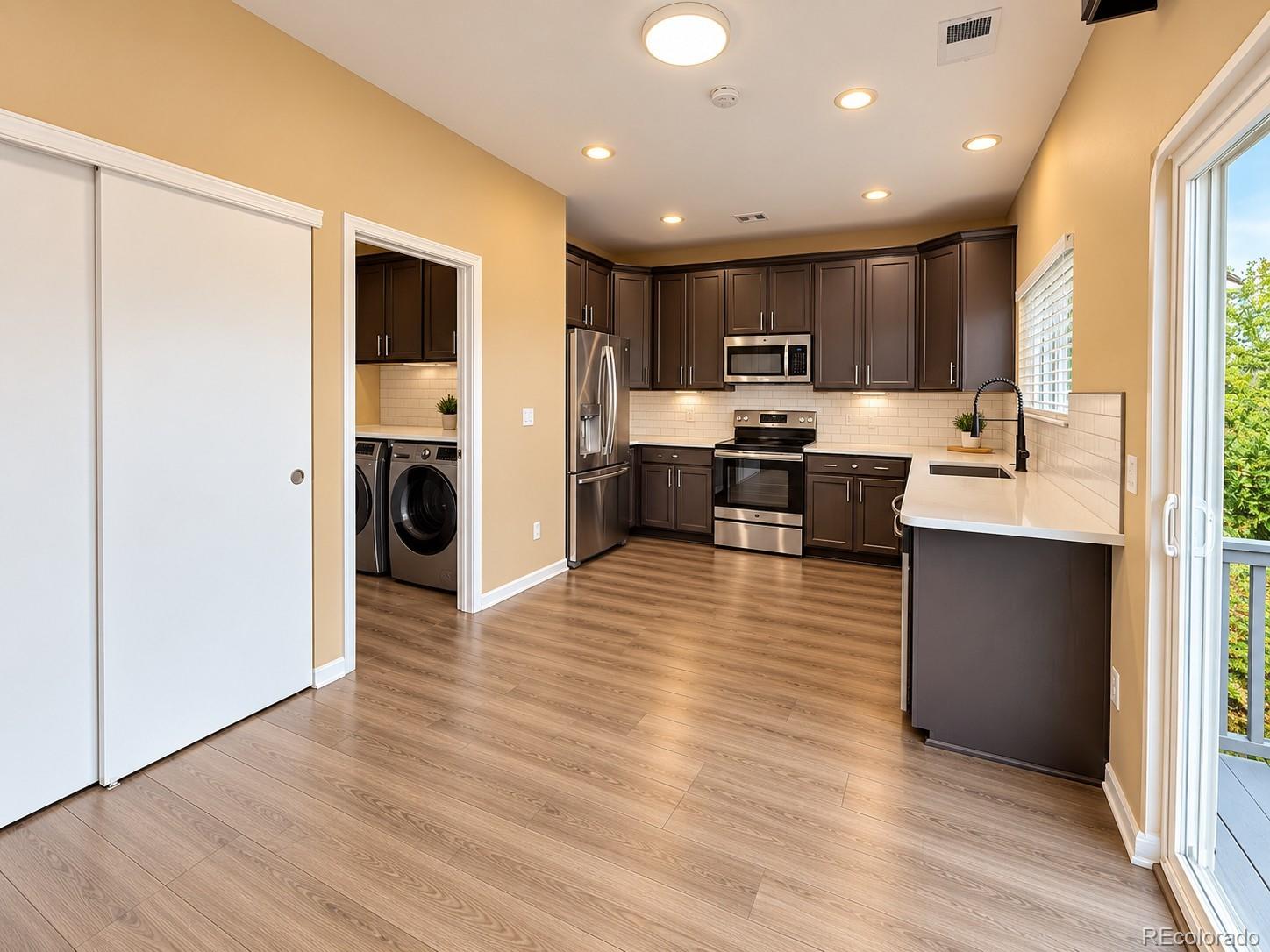 MLS Image #9 for 18668 e vassar drive,aurora, Colorado