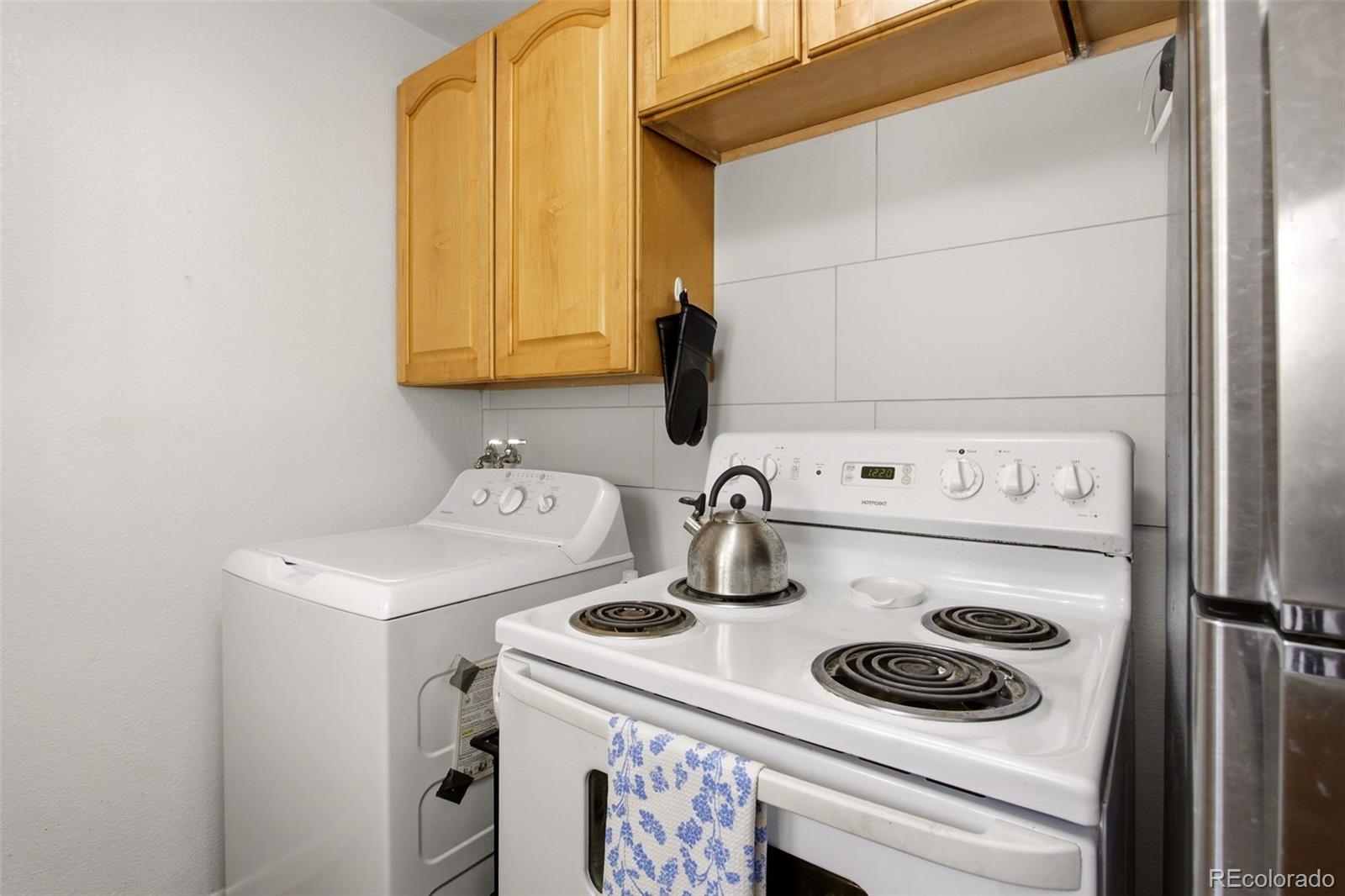MLS Image #10 for 3256 s eudora street,denver, Colorado