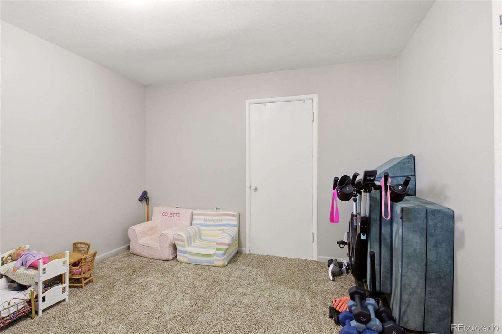 MLS Image #18 for 3256 s eudora street,denver, Colorado