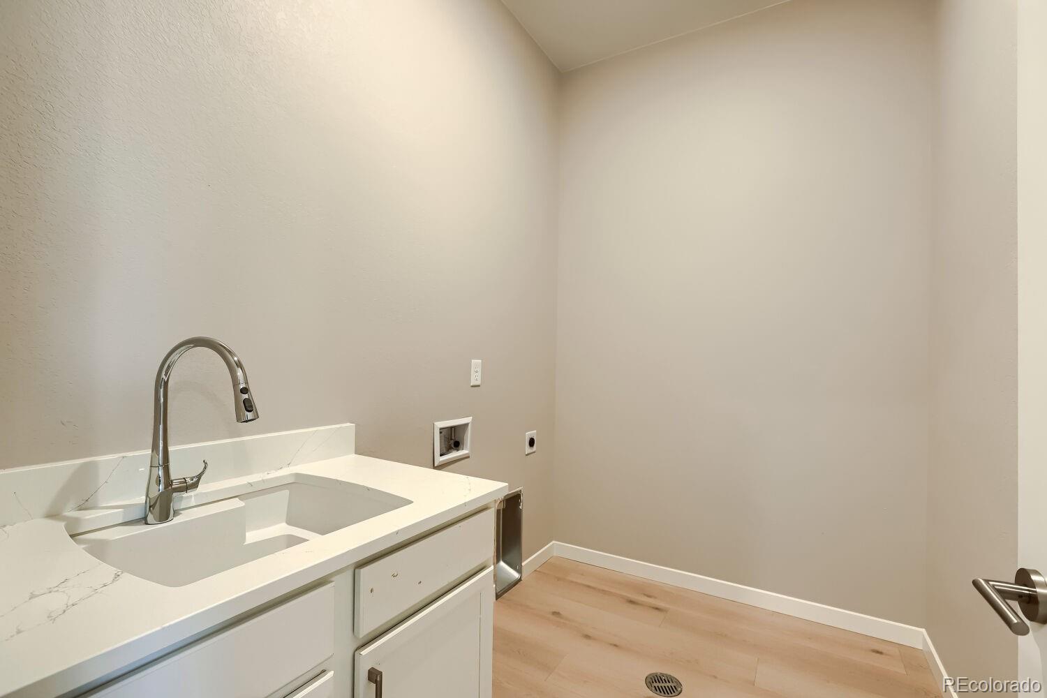 MLS Image #40 for 1709  midship way,fort collins, Colorado