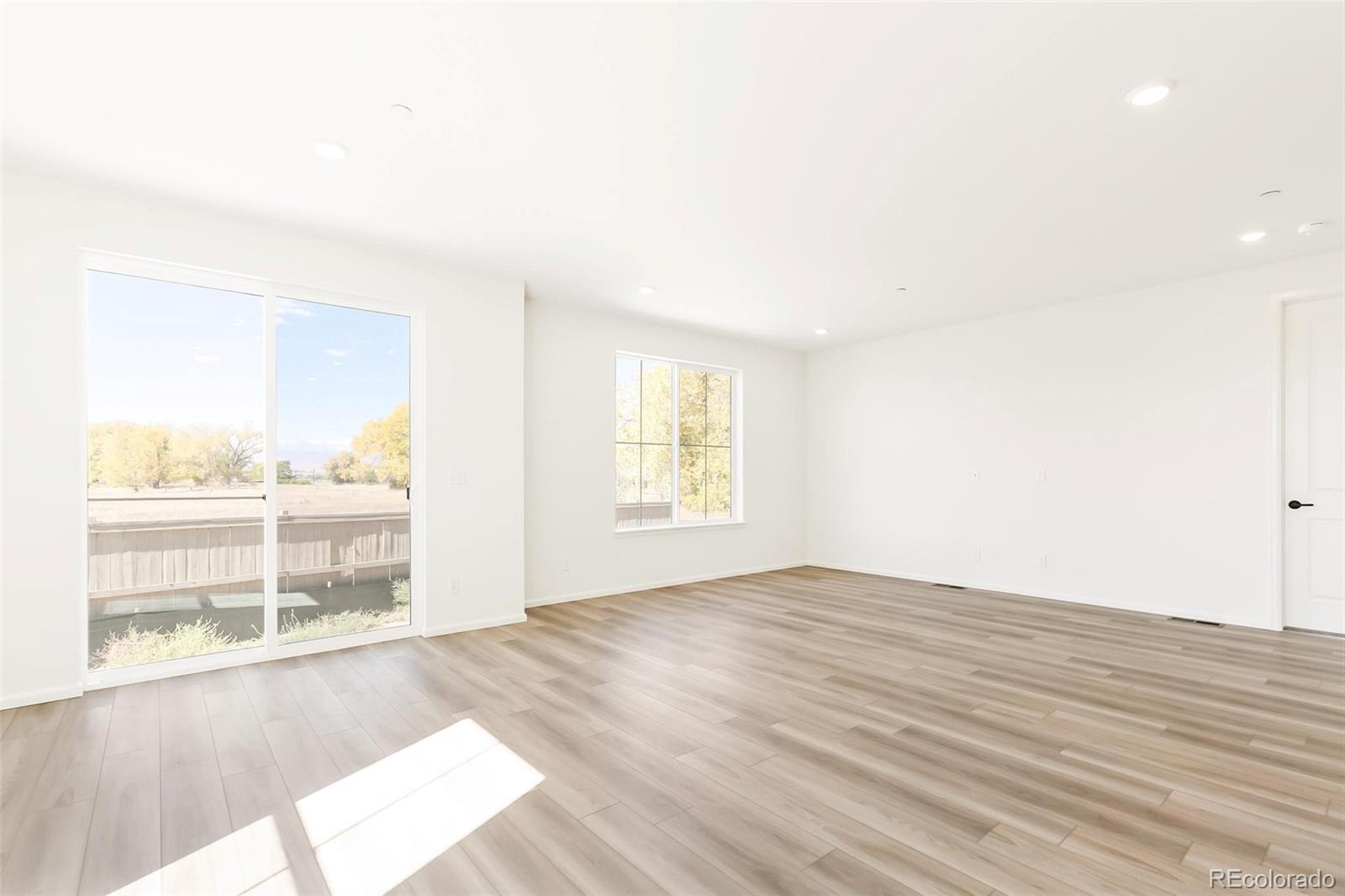 MLS Image #7 for 120  telleen court,erie, Colorado