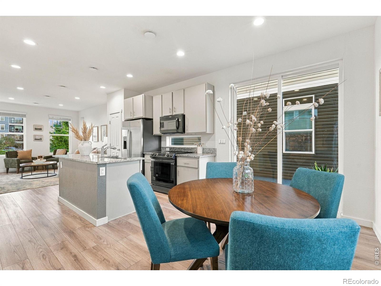 MLS Image #16 for 5402  tower road,denver, Colorado