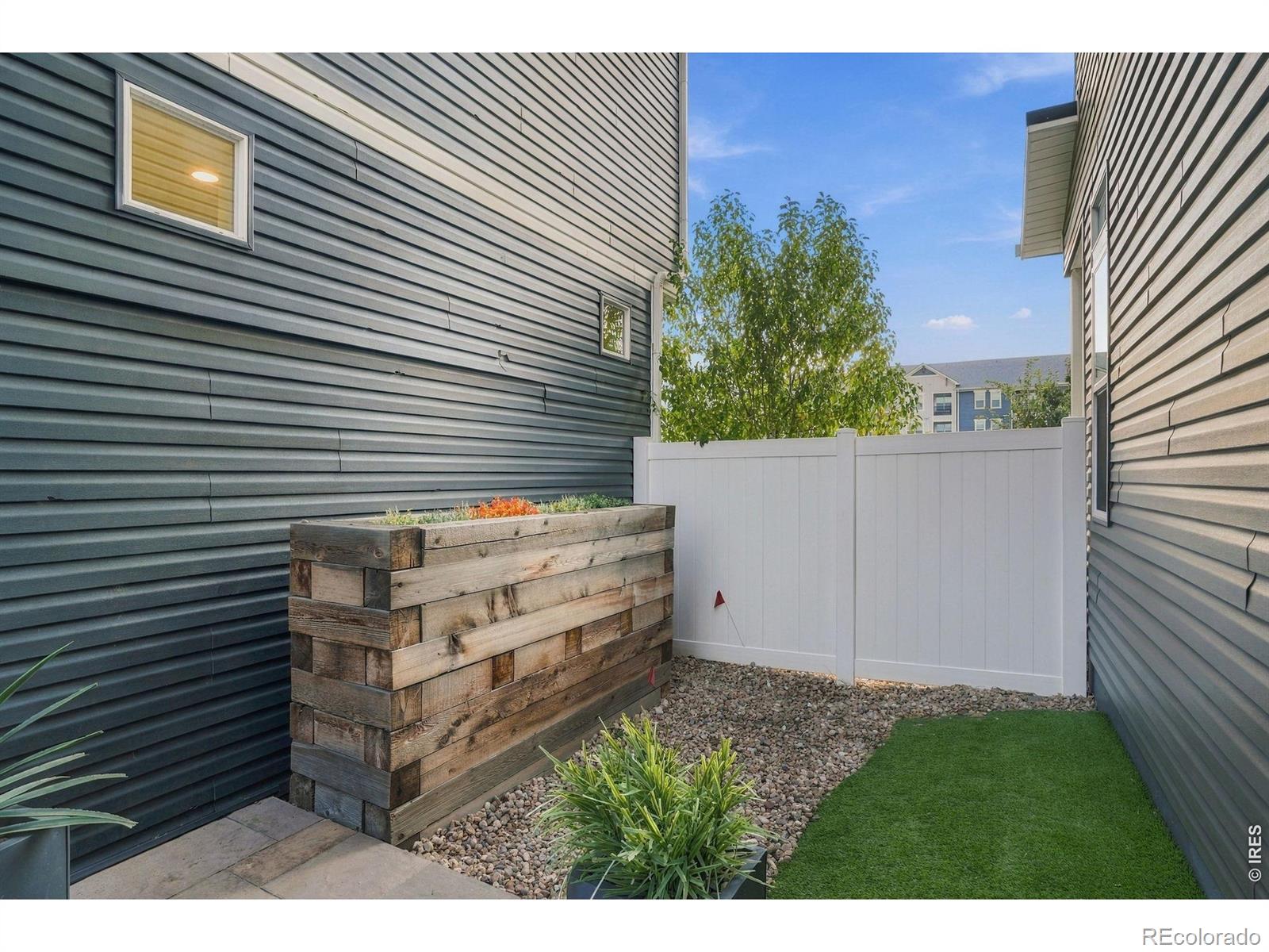 MLS Image #30 for 5402  tower road,denver, Colorado