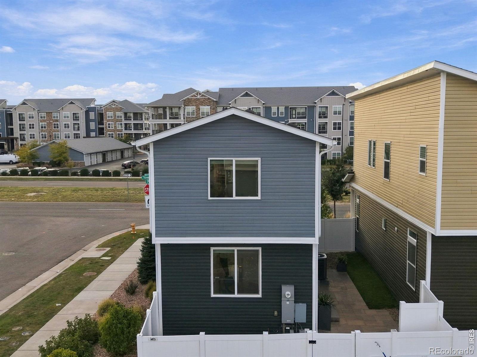 MLS Image #39 for 5402  tower road,denver, Colorado