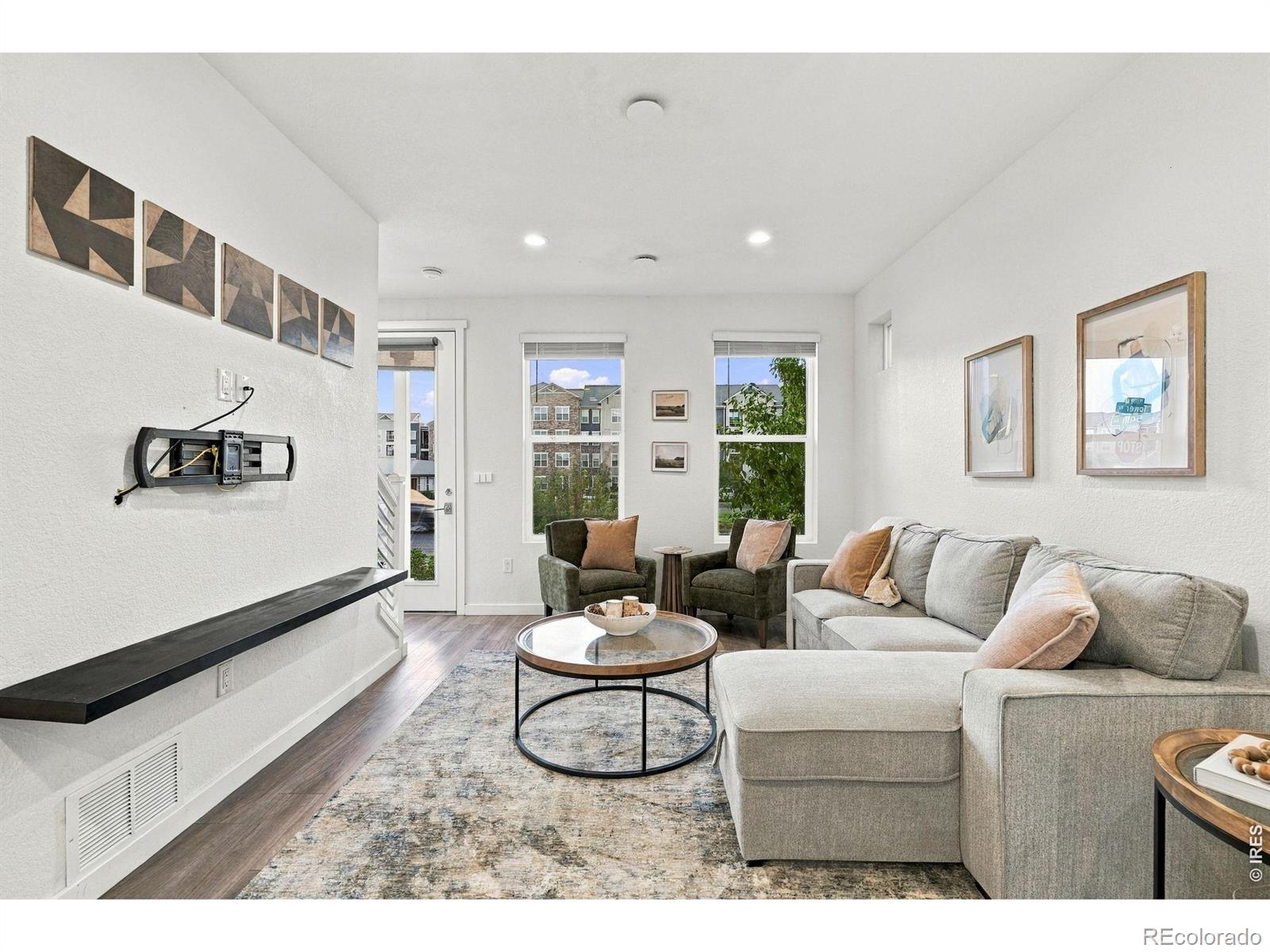 MLS Image #6 for 5402  tower road,denver, Colorado