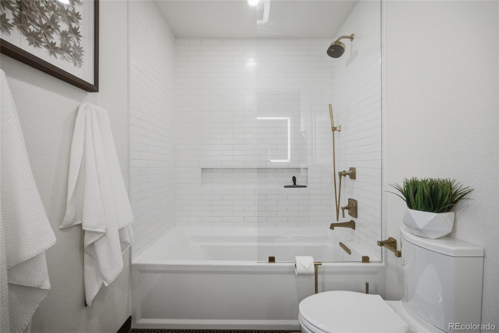 MLS Image #20 for 339 s bryant street,denver, Colorado
