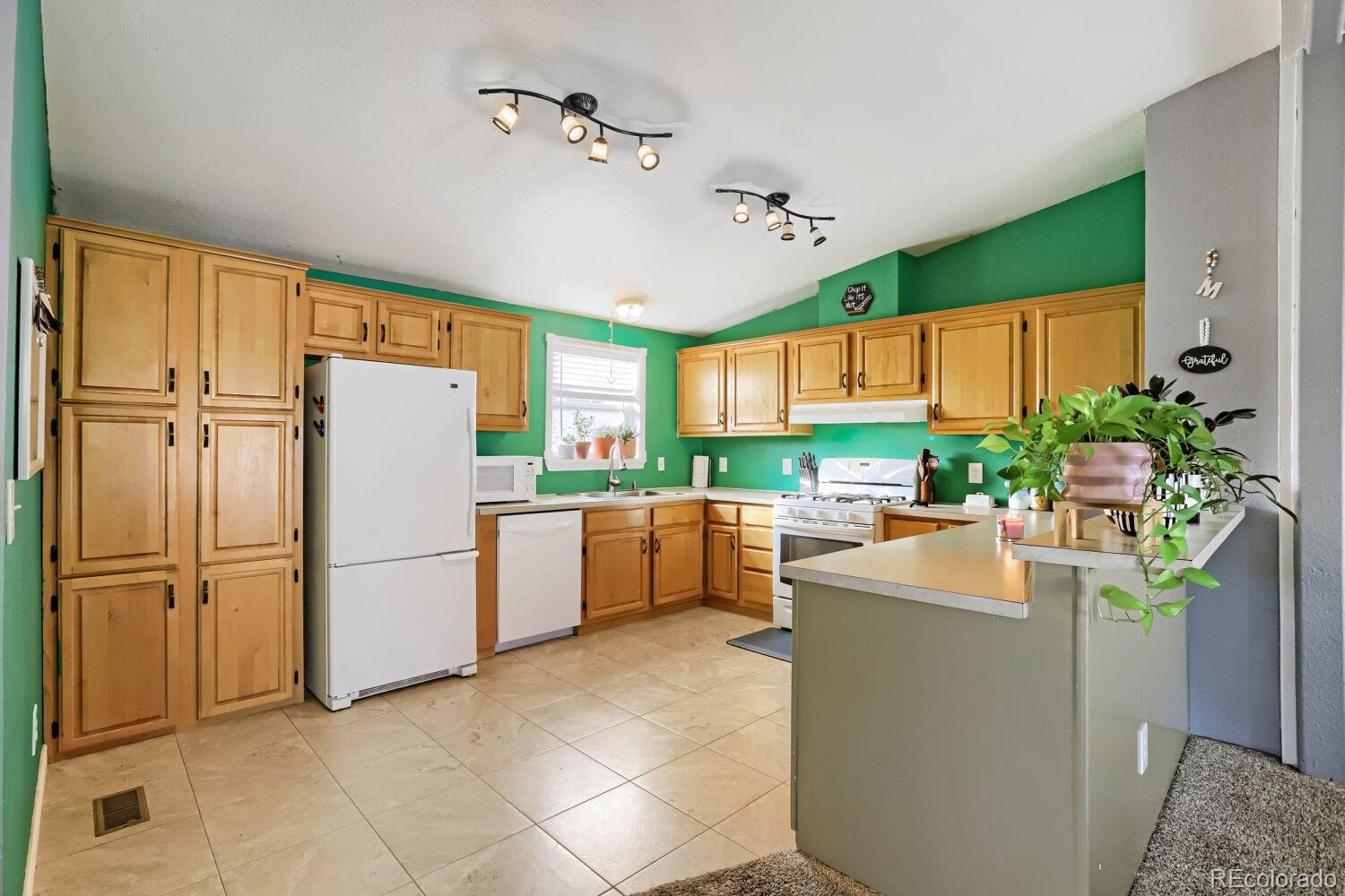 MLS Image #7 for 7755  hummingbird green,frederick, Colorado