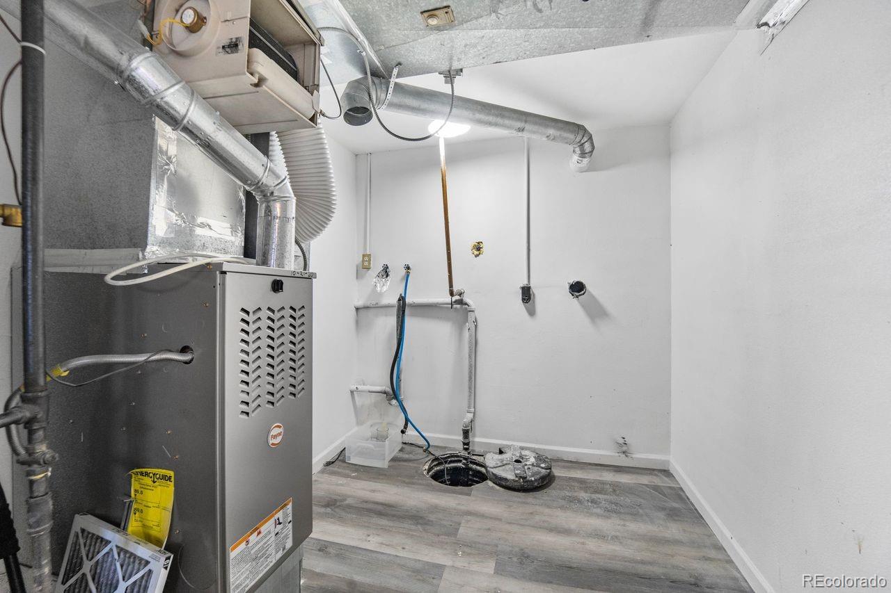 MLS Image #17 for 14961  randolph place,denver, Colorado