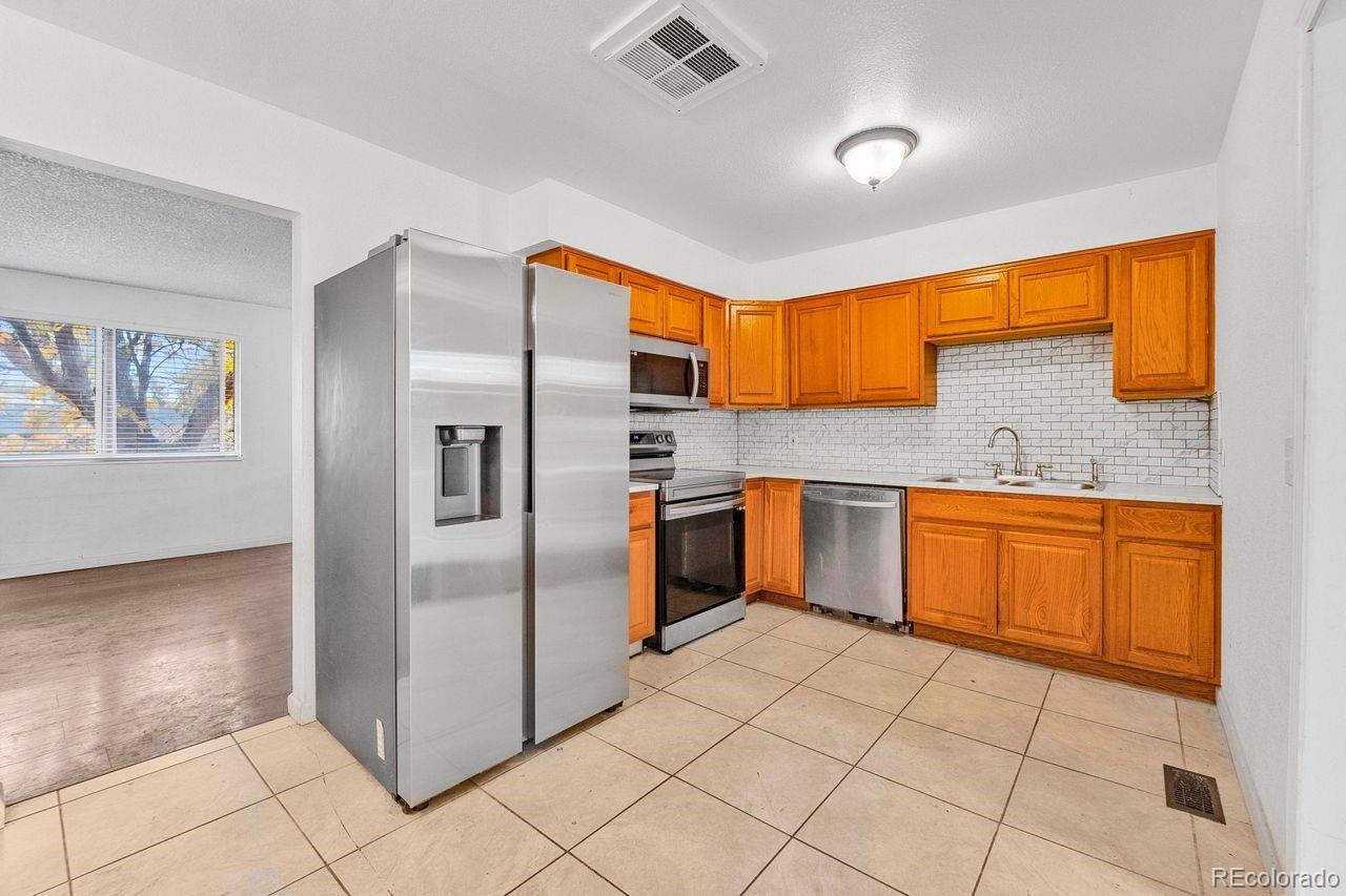 MLS Image #2 for 14961  randolph place,denver, Colorado