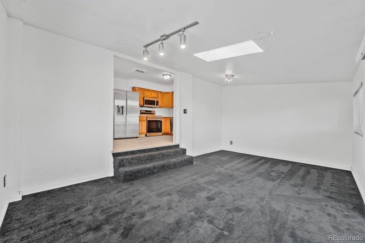 MLS Image #7 for 14961  randolph place,denver, Colorado