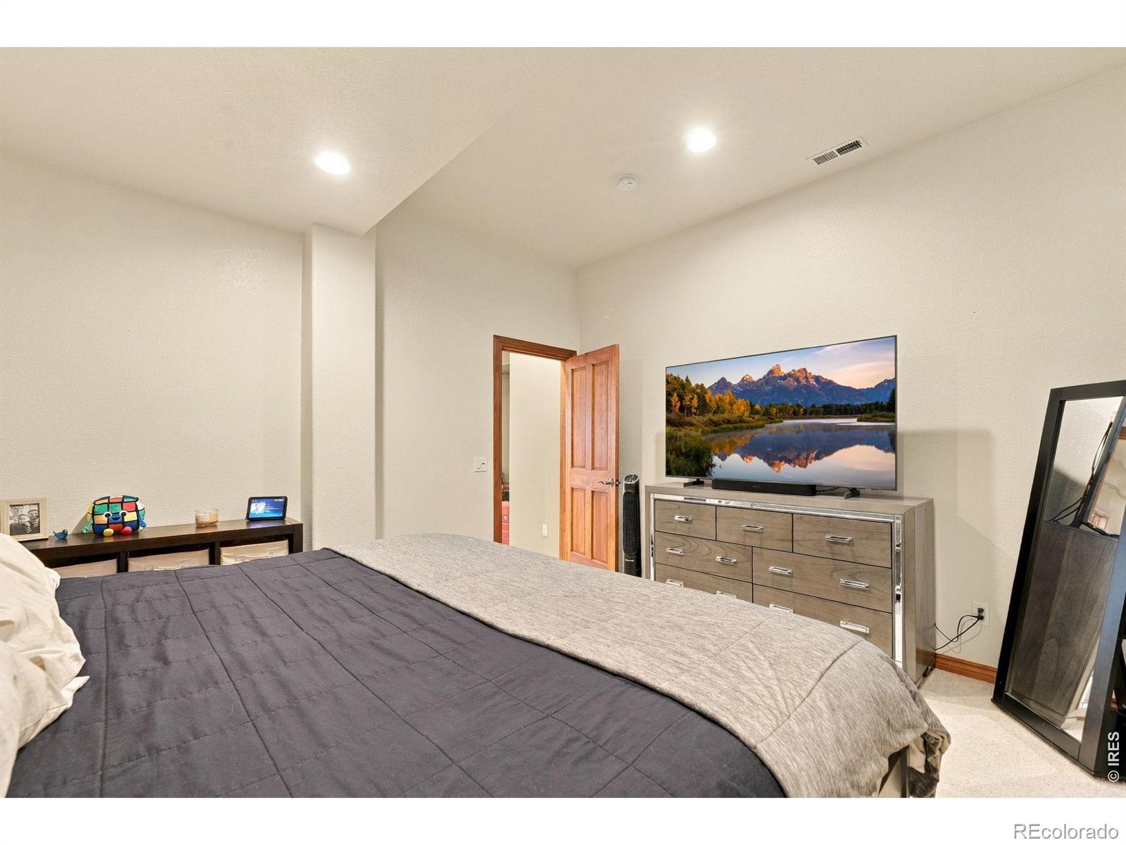 MLS Image #42 for 4245 s dawson street,aurora, Colorado