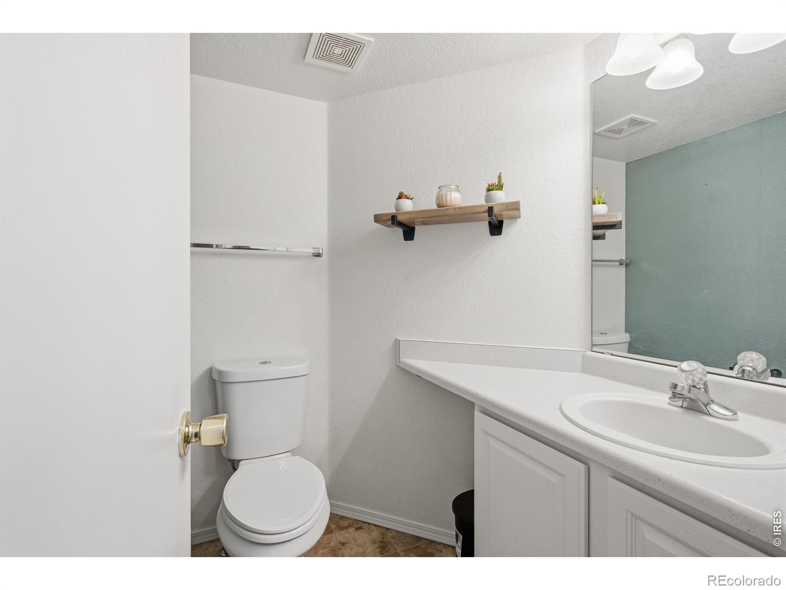 MLS Image #13 for 548 e 16th avenue,longmont, Colorado