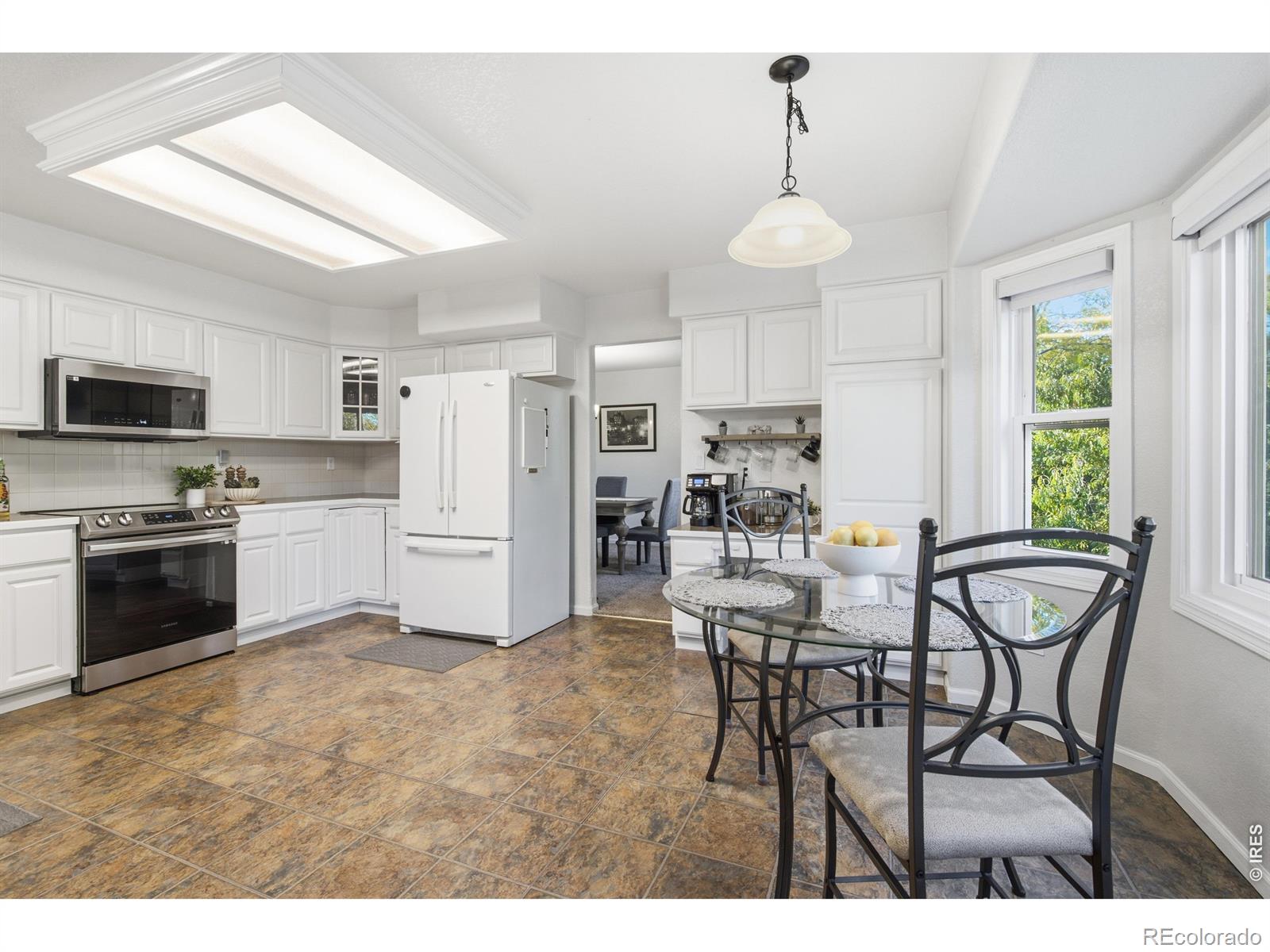 MLS Image #6 for 548 e 16th avenue,longmont, Colorado