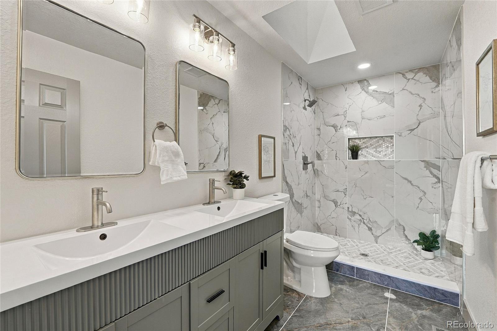 MLS Image #18 for 6348  oak court 3,arvada, Colorado
