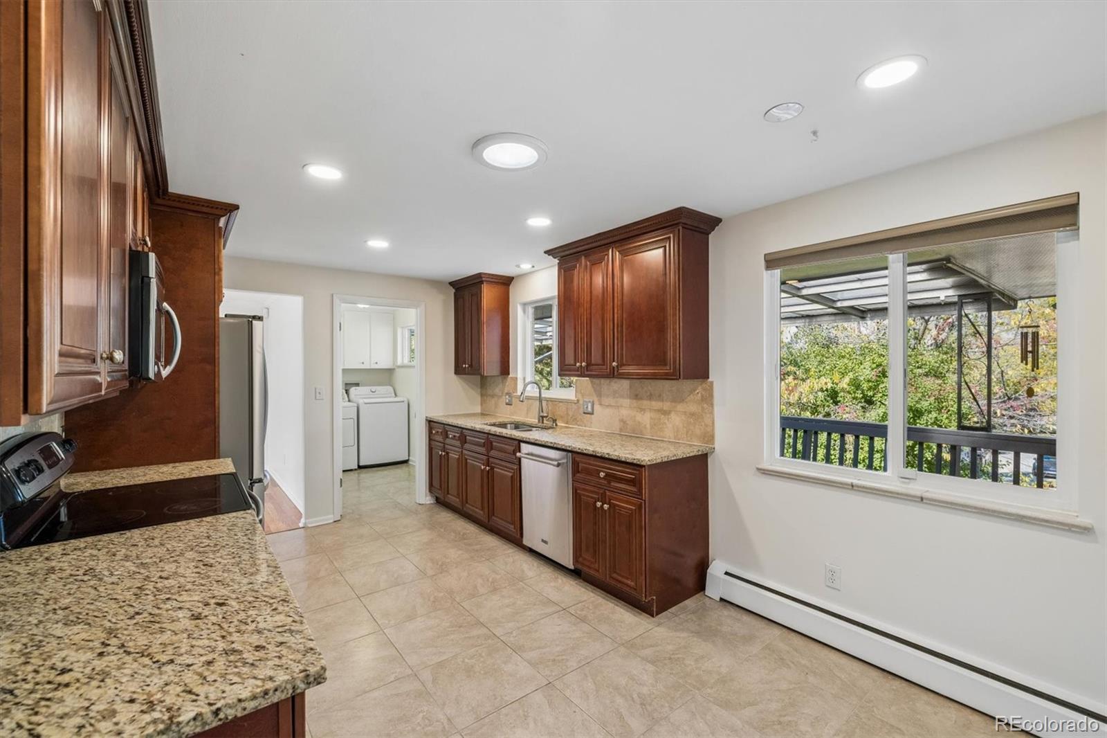 MLS Image #13 for 11559 w 27th avenue,lakewood, Colorado