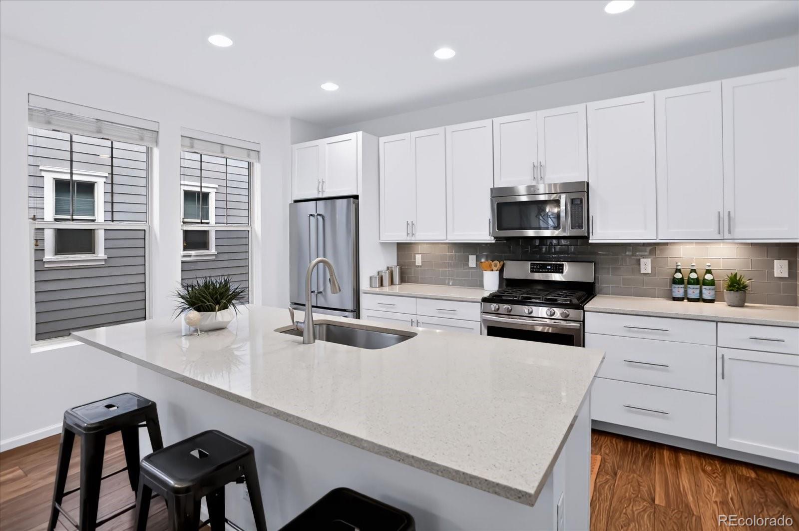 MLS Image #12 for 5456 n xenia street,denver, Colorado
