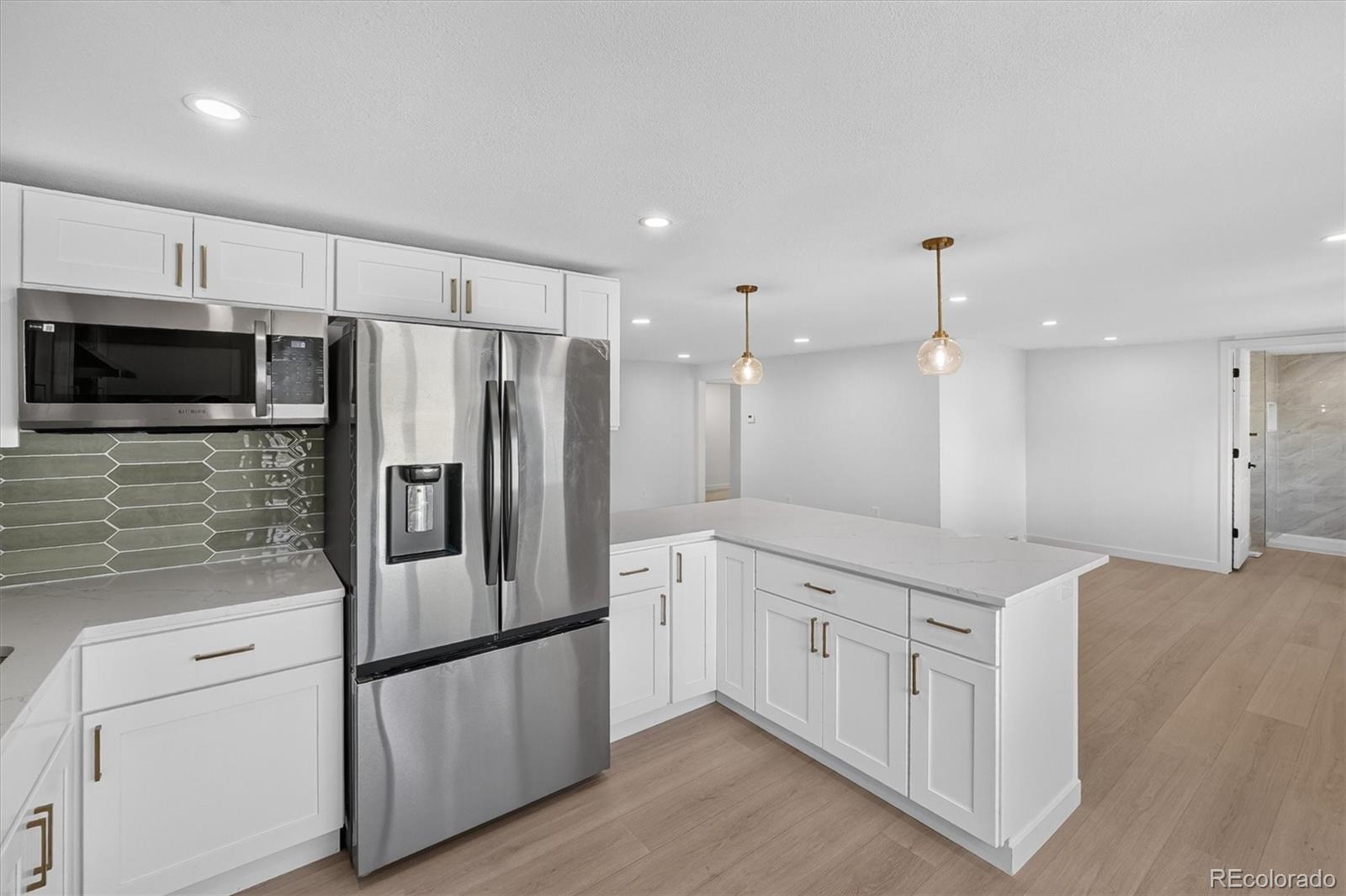 MLS Image #11 for 671 s lowell boulevard,denver, Colorado