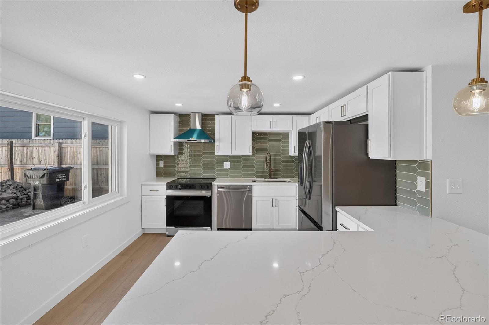 MLS Image #15 for 671 s lowell boulevard,denver, Colorado