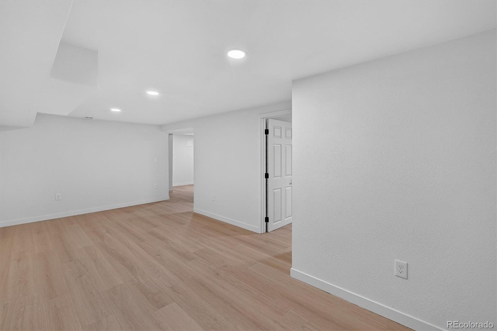 MLS Image #25 for 671 s lowell boulevard,denver, Colorado