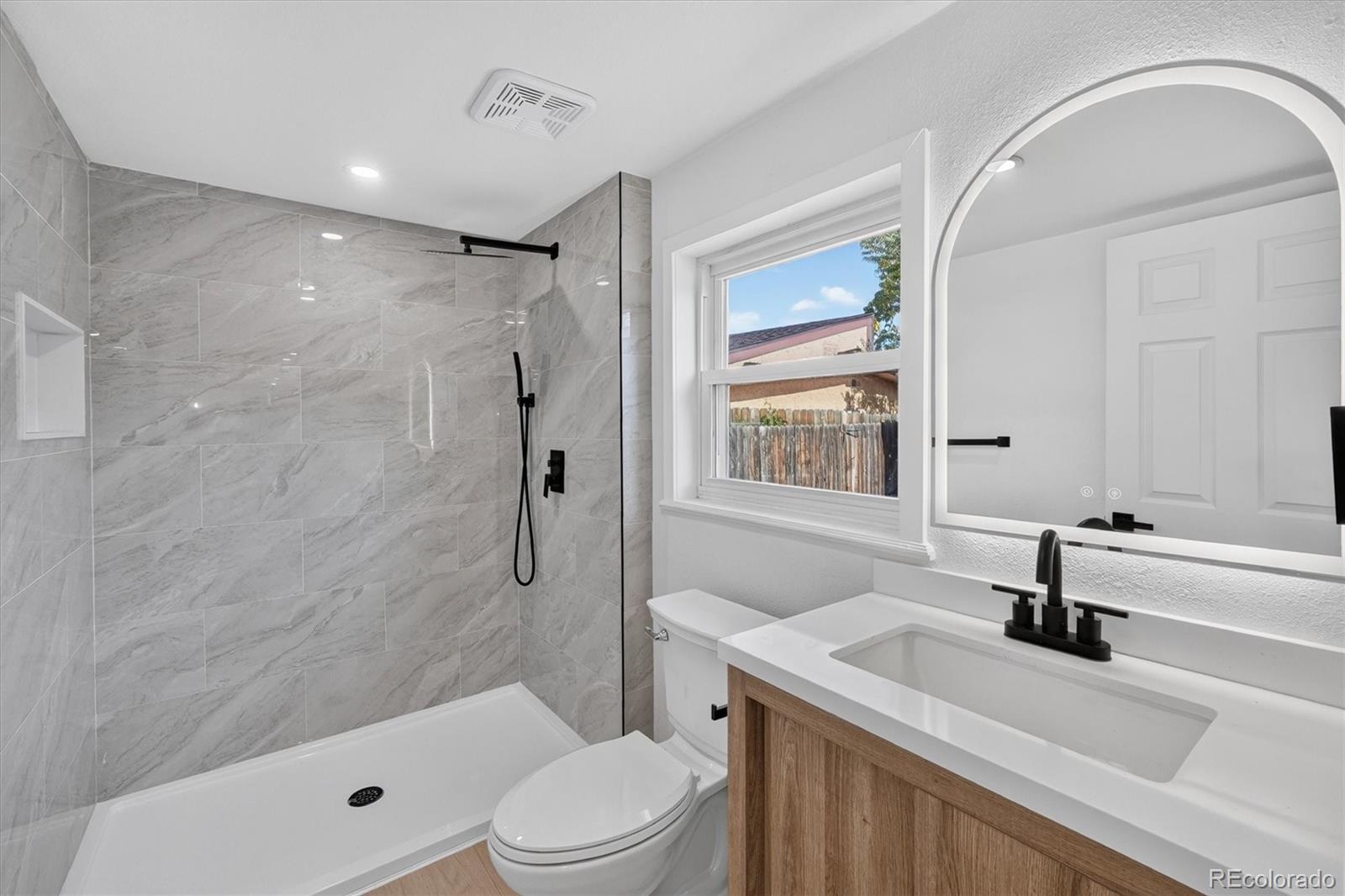MLS Image #28 for 671 s lowell boulevard,denver, Colorado
