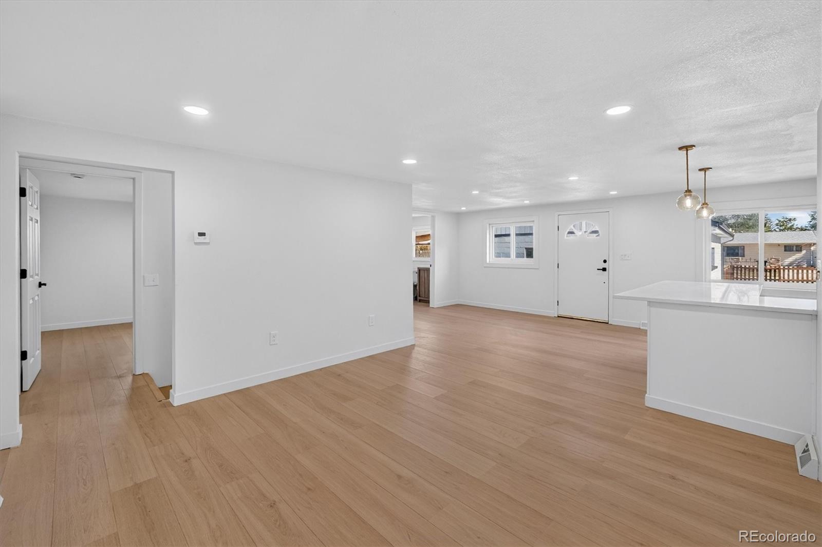 MLS Image #8 for 671 s lowell boulevard,denver, Colorado