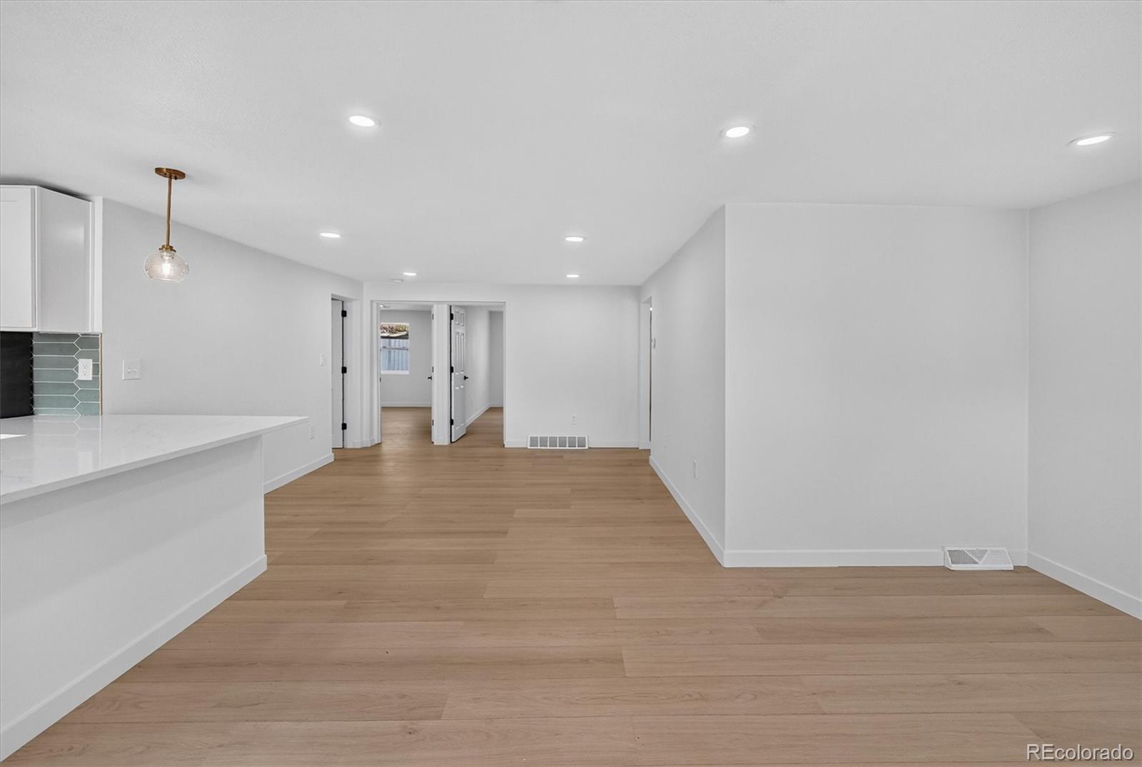 MLS Image #9 for 671 s lowell boulevard,denver, Colorado