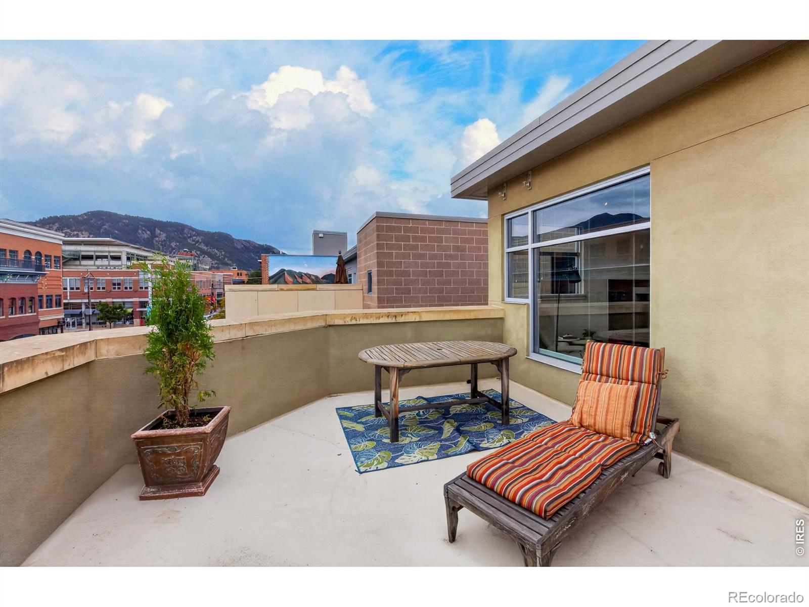 MLS Image #21 for 1637  pearl street,boulder, Colorado