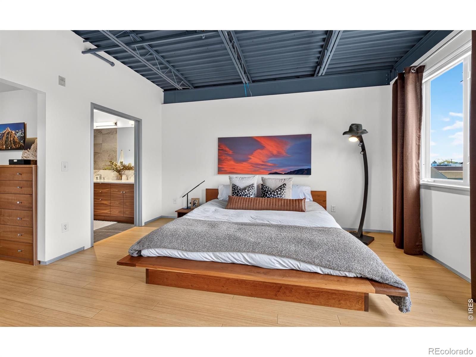 MLS Image #25 for 1637  pearl street,boulder, Colorado