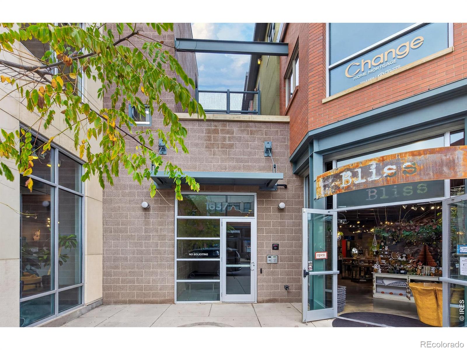 MLS Image #6 for 1637  pearl street,boulder, Colorado
