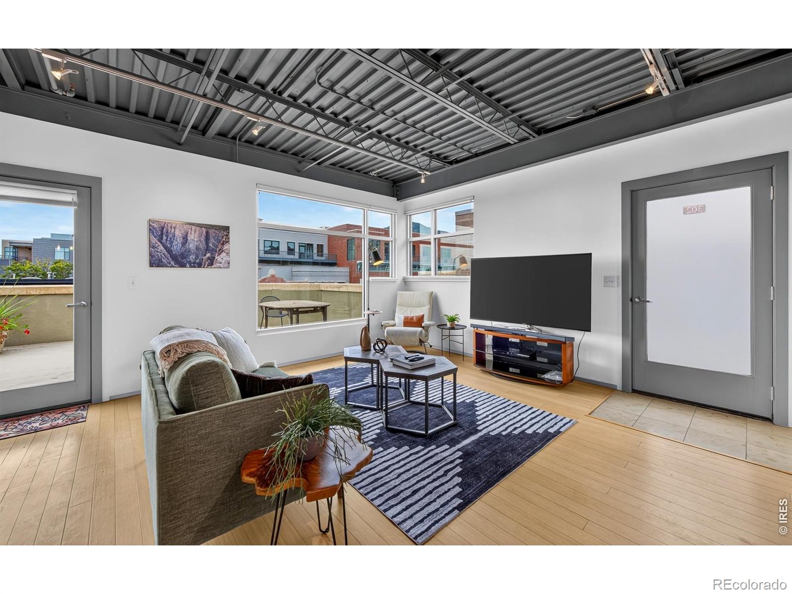 MLS Image #9 for 1637  pearl street,boulder, Colorado
