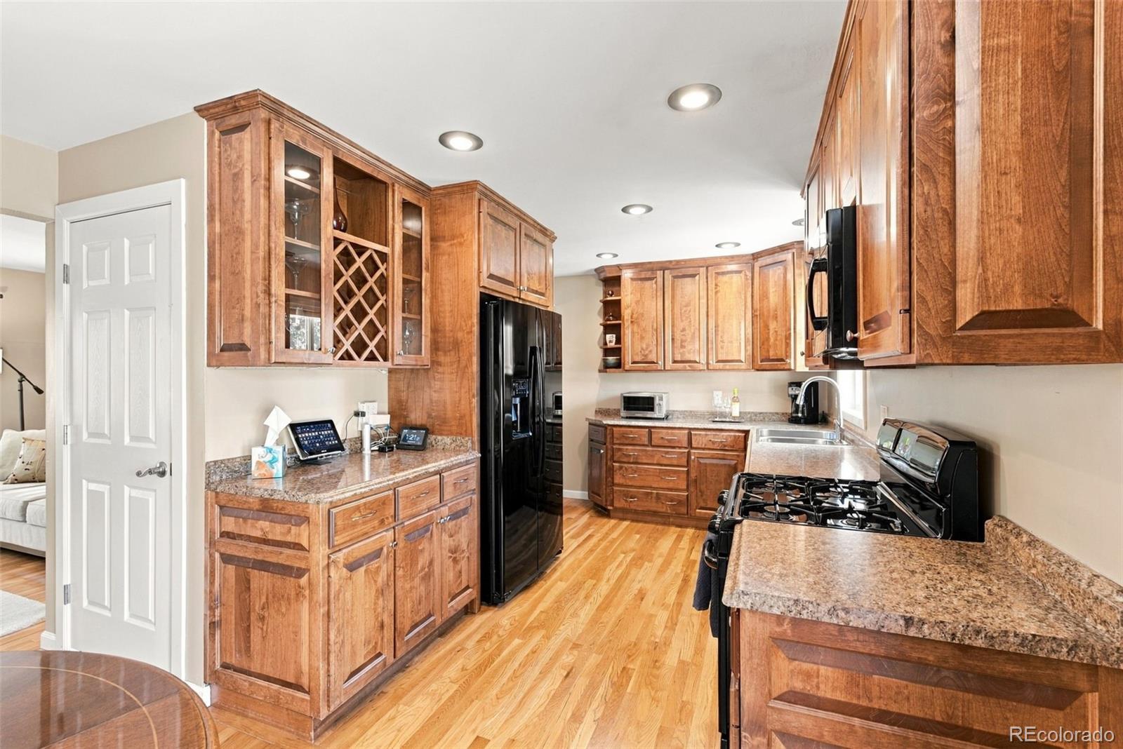 MLS Image #5 for 353  lima street,aurora, Colorado