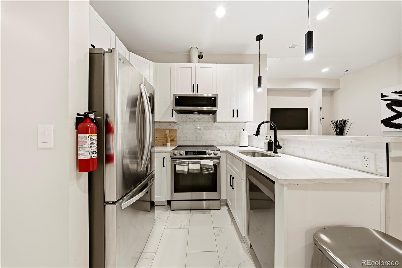 MLS Image #16 for 2901 w fourth avenue,denver, Colorado