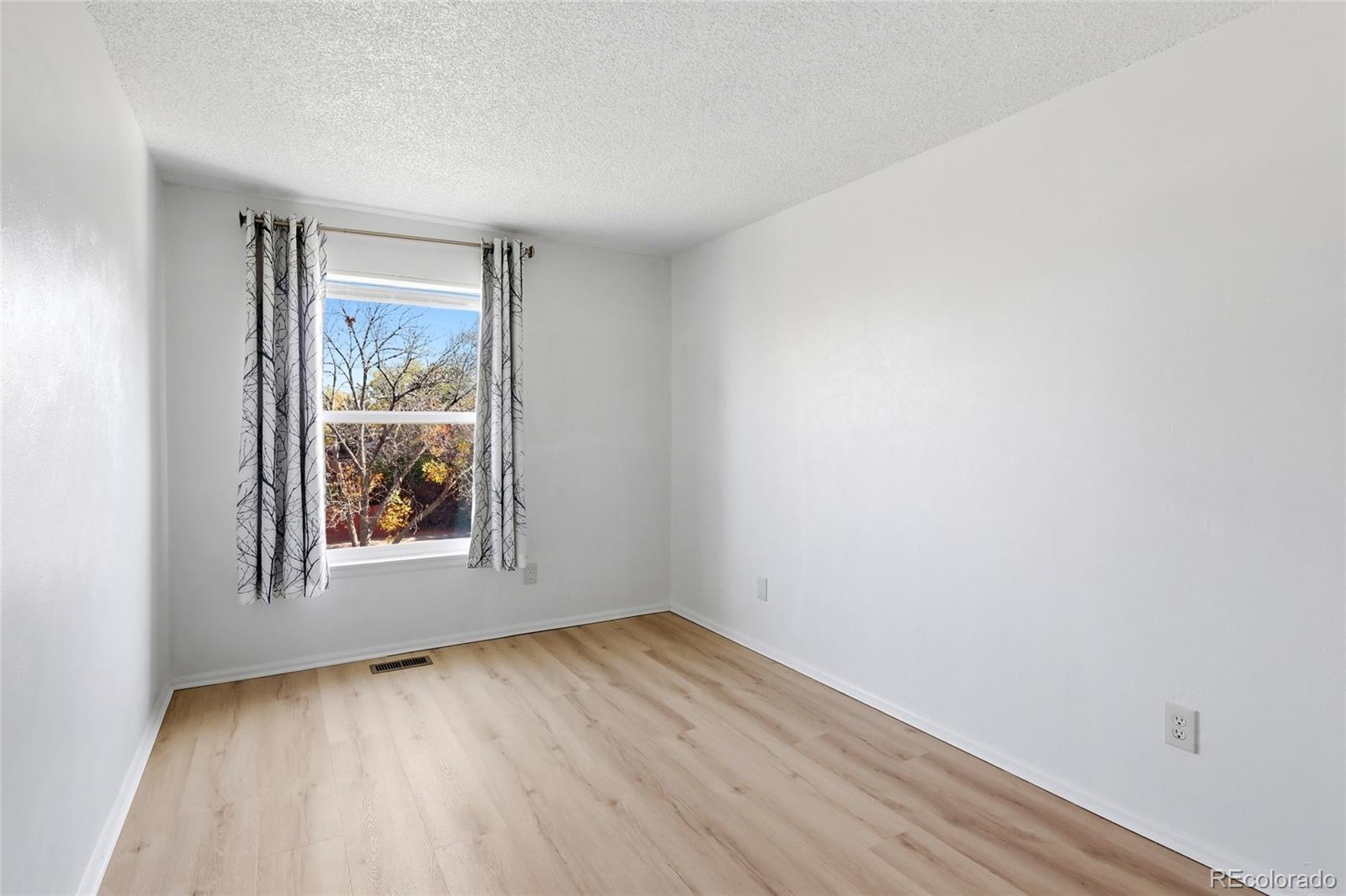 MLS Image #12 for 4205 e 119th place,thornton, Colorado