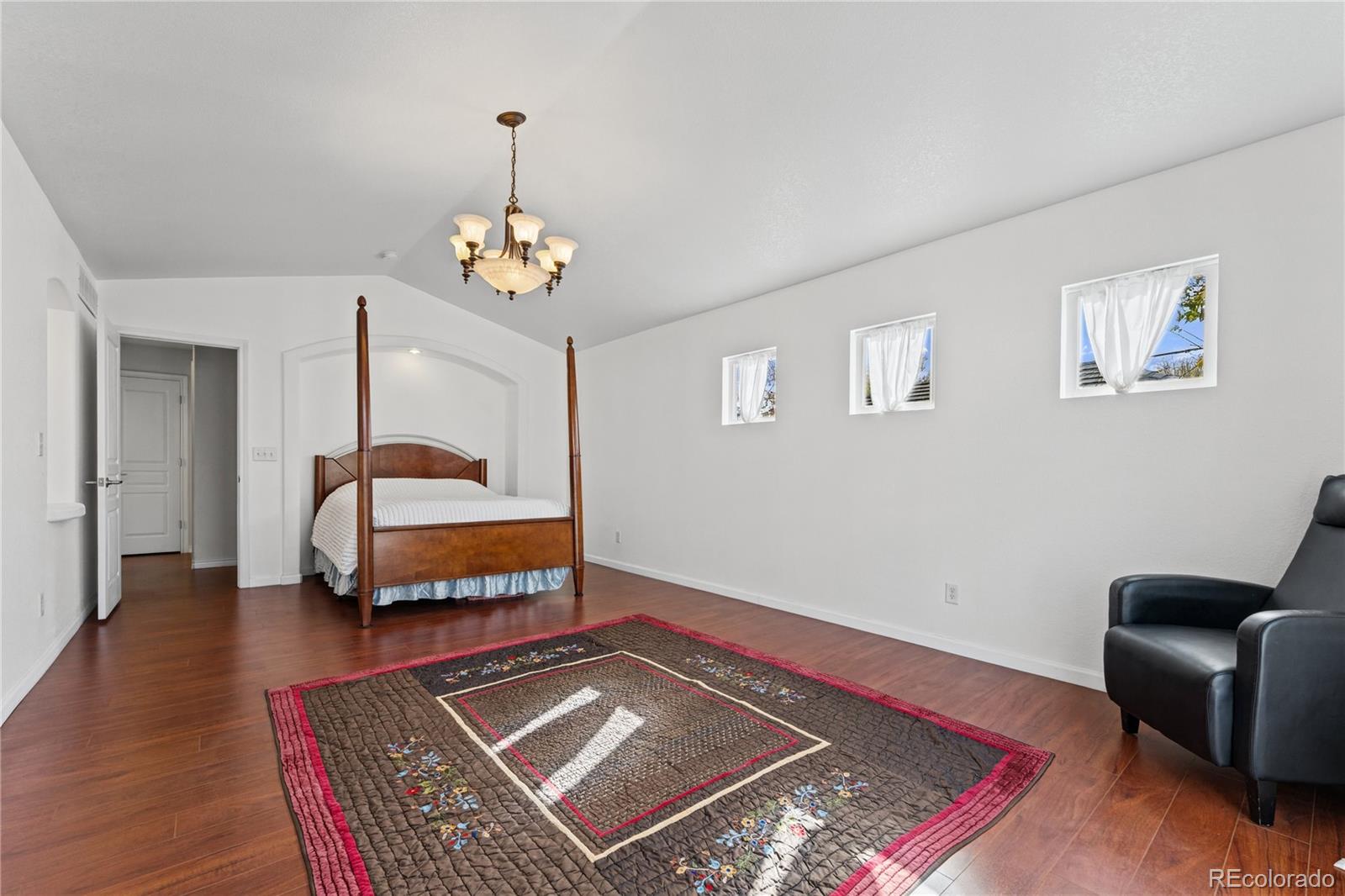 MLS Image #17 for 12056 e lake circle,greenwood village, Colorado