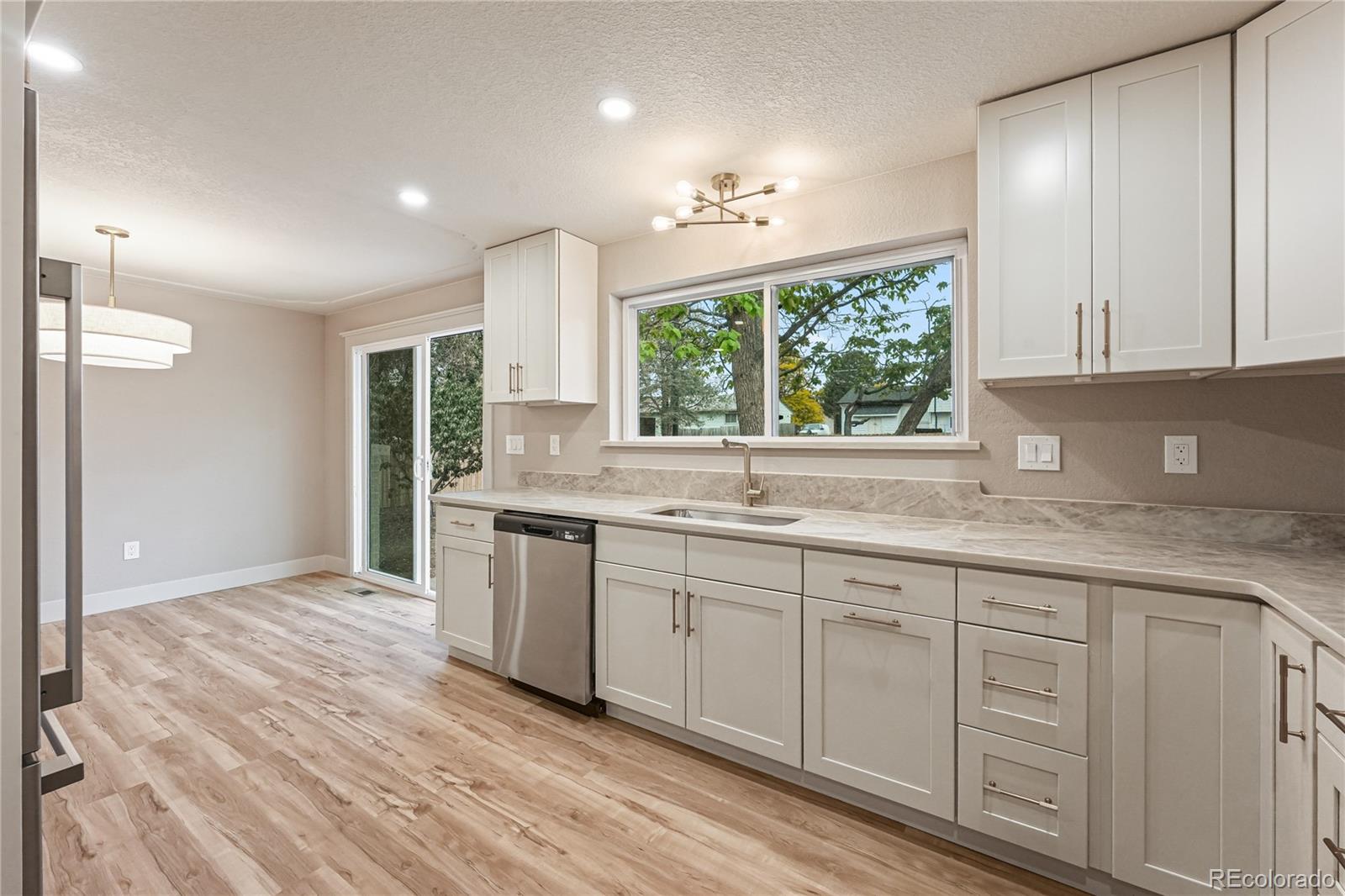 MLS Image #11 for 9527  pelon drive,northglenn, Colorado