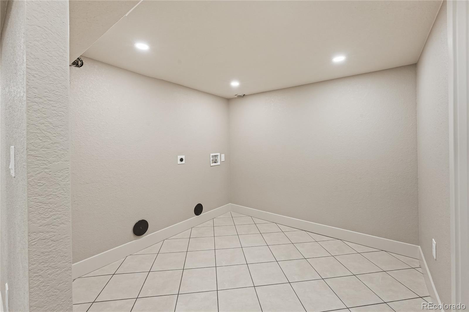 MLS Image #18 for 9527  pelon drive,northglenn, Colorado