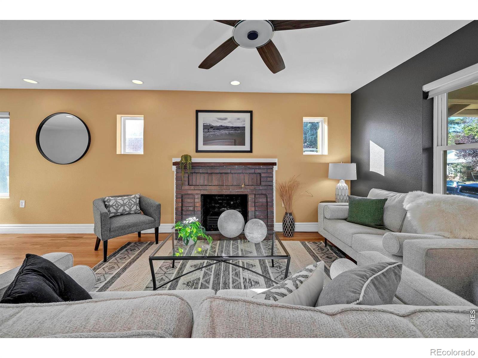 MLS Image #14 for 2686  dahlia street,denver, Colorado