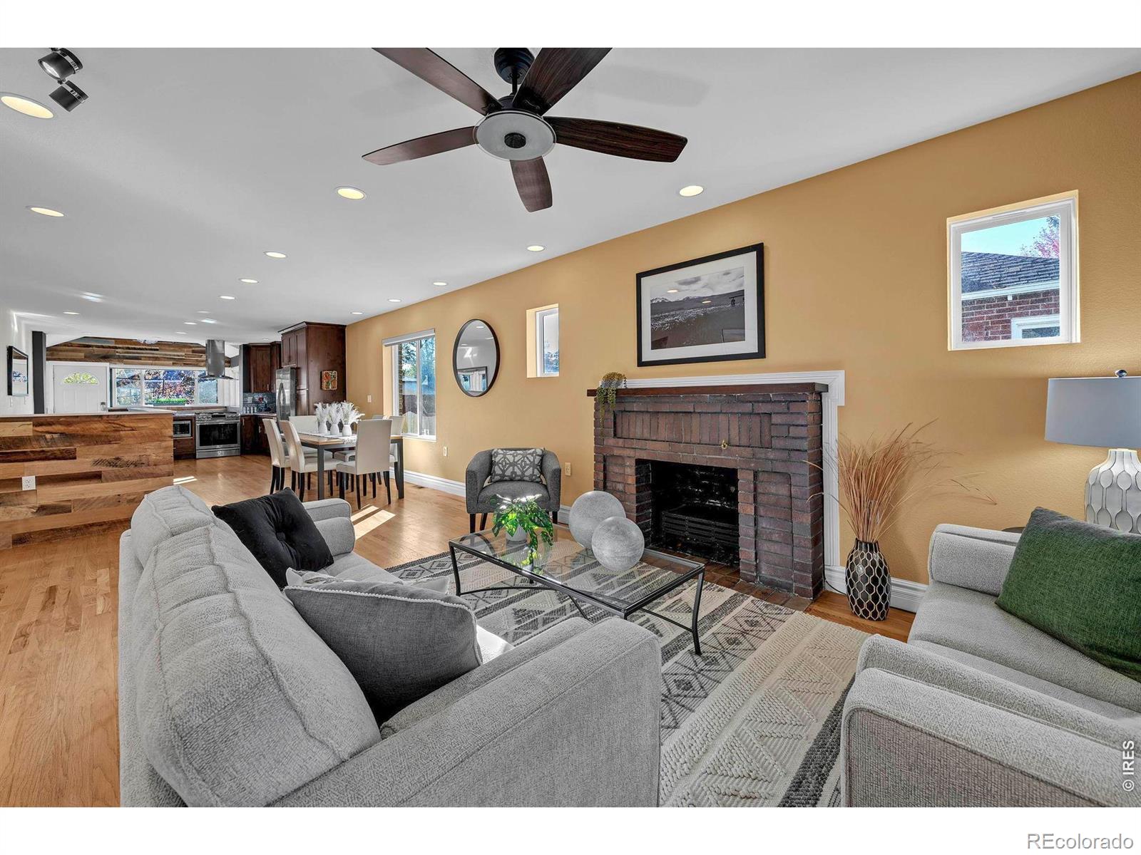 MLS Image #15 for 2686  dahlia street,denver, Colorado