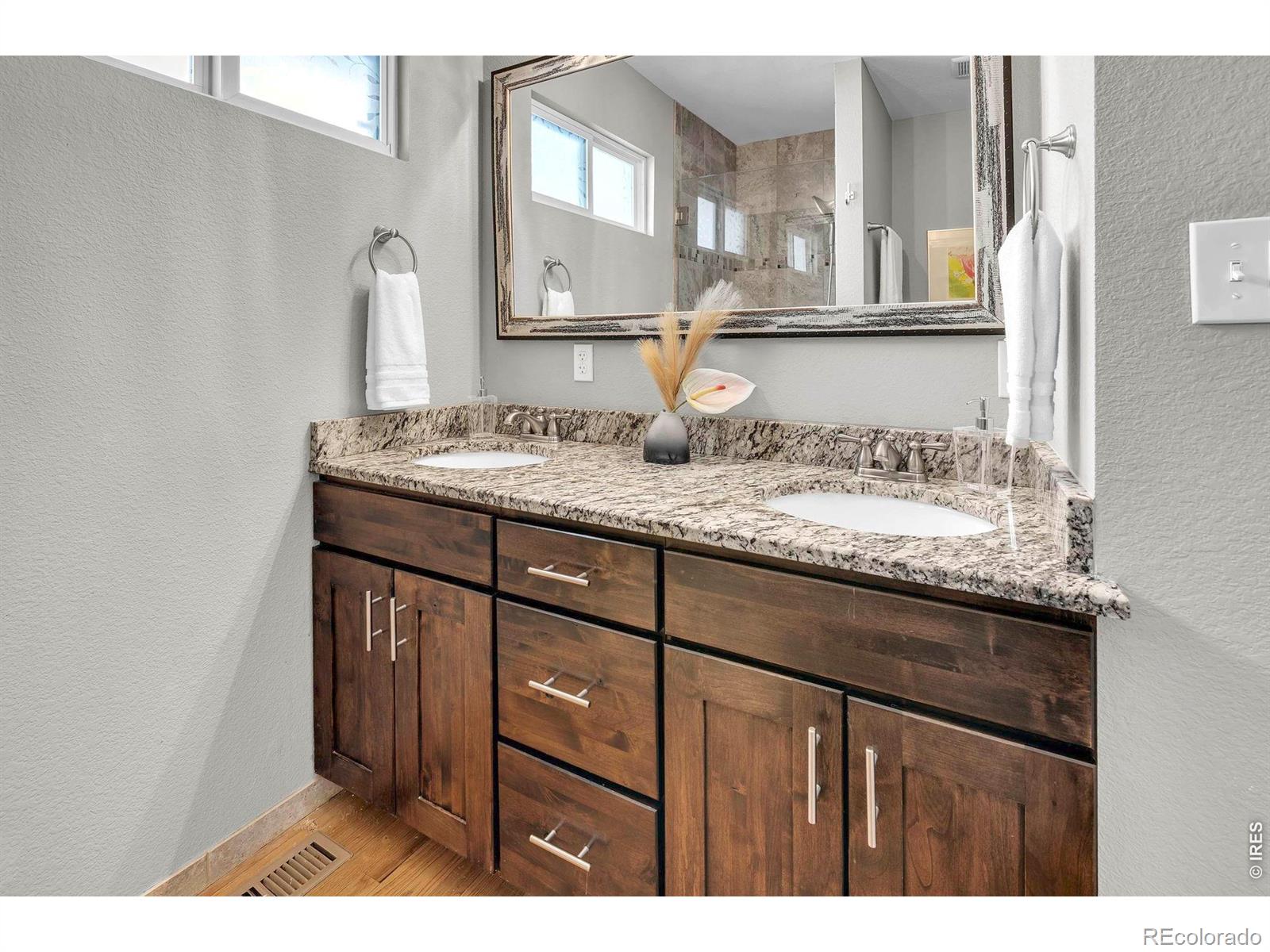 MLS Image #25 for 2686  dahlia street,denver, Colorado