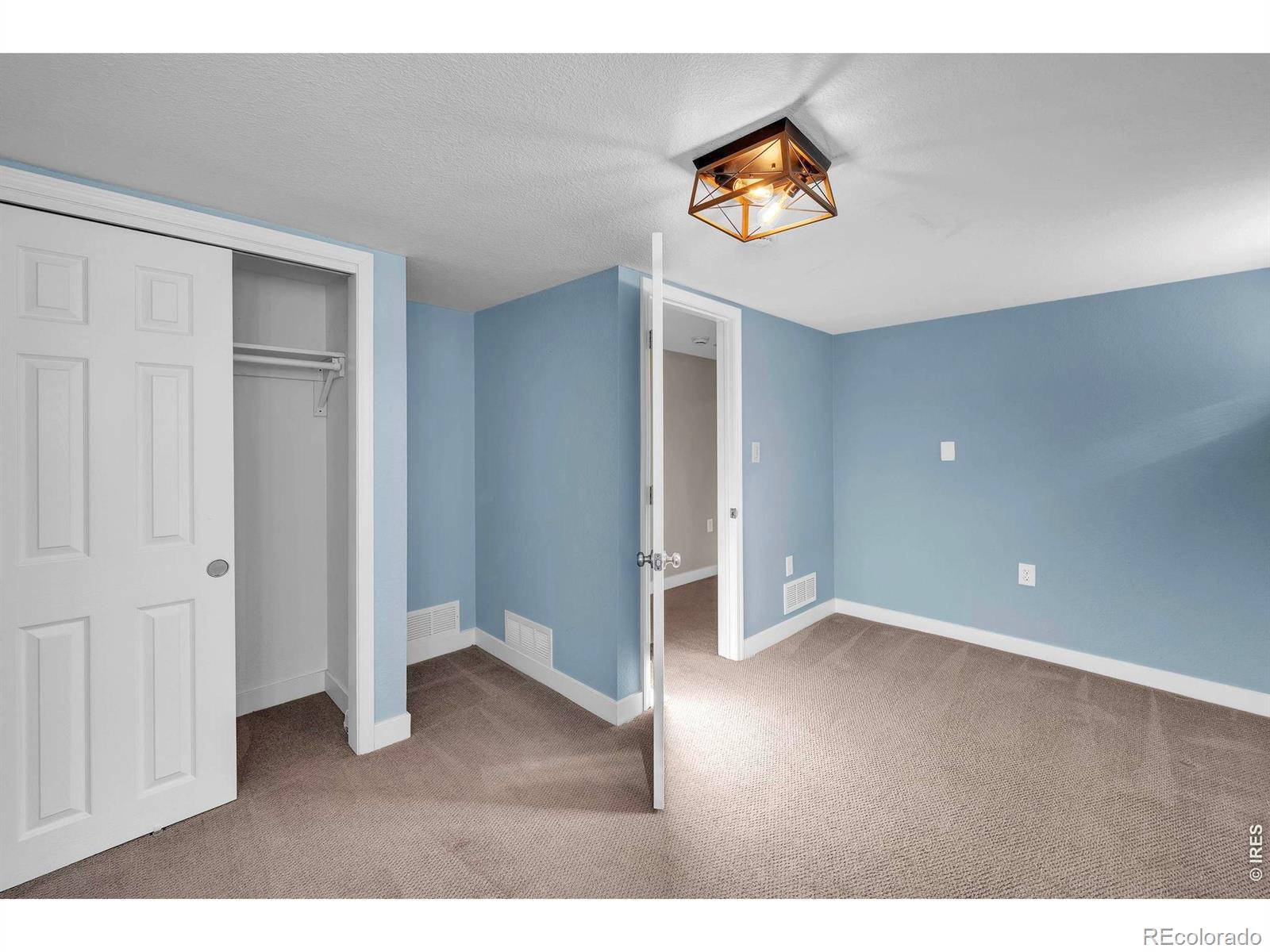 MLS Image #32 for 2686  dahlia street,denver, Colorado
